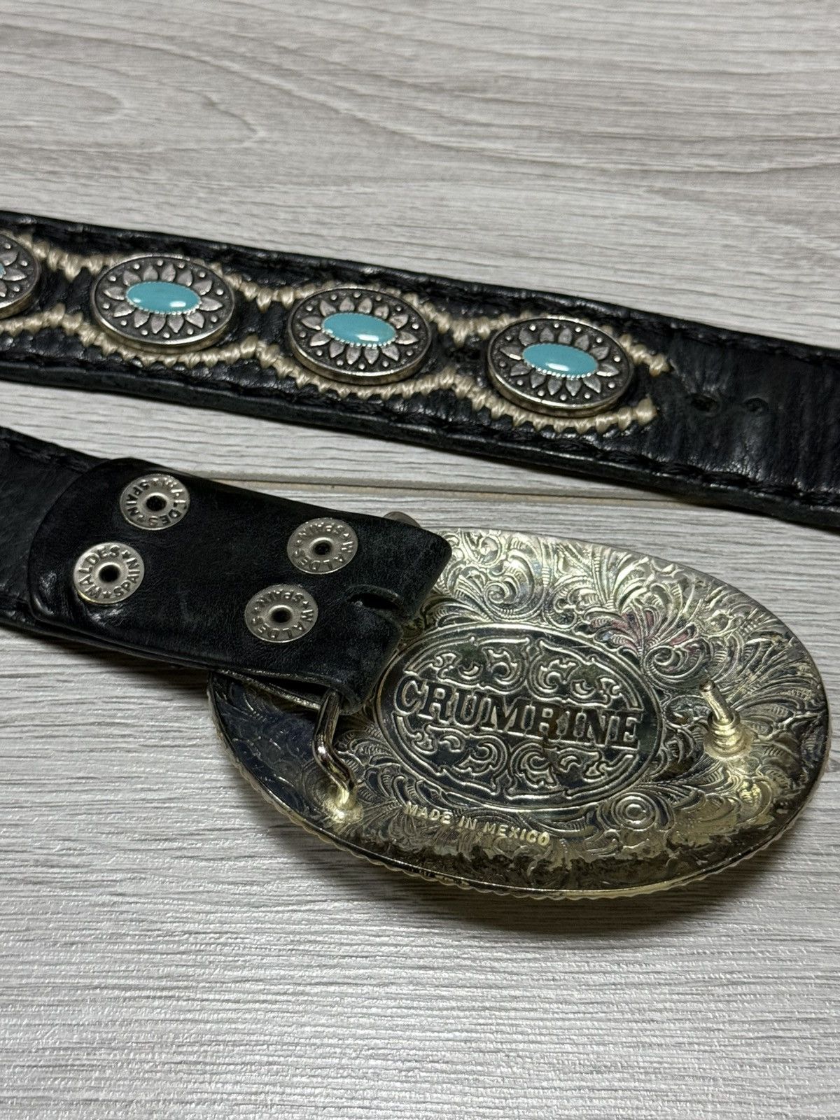 Sendra Sendra x Crumrine gold buckle eagle leather studded belt Size ONE SIZE - 3 Thumbnail