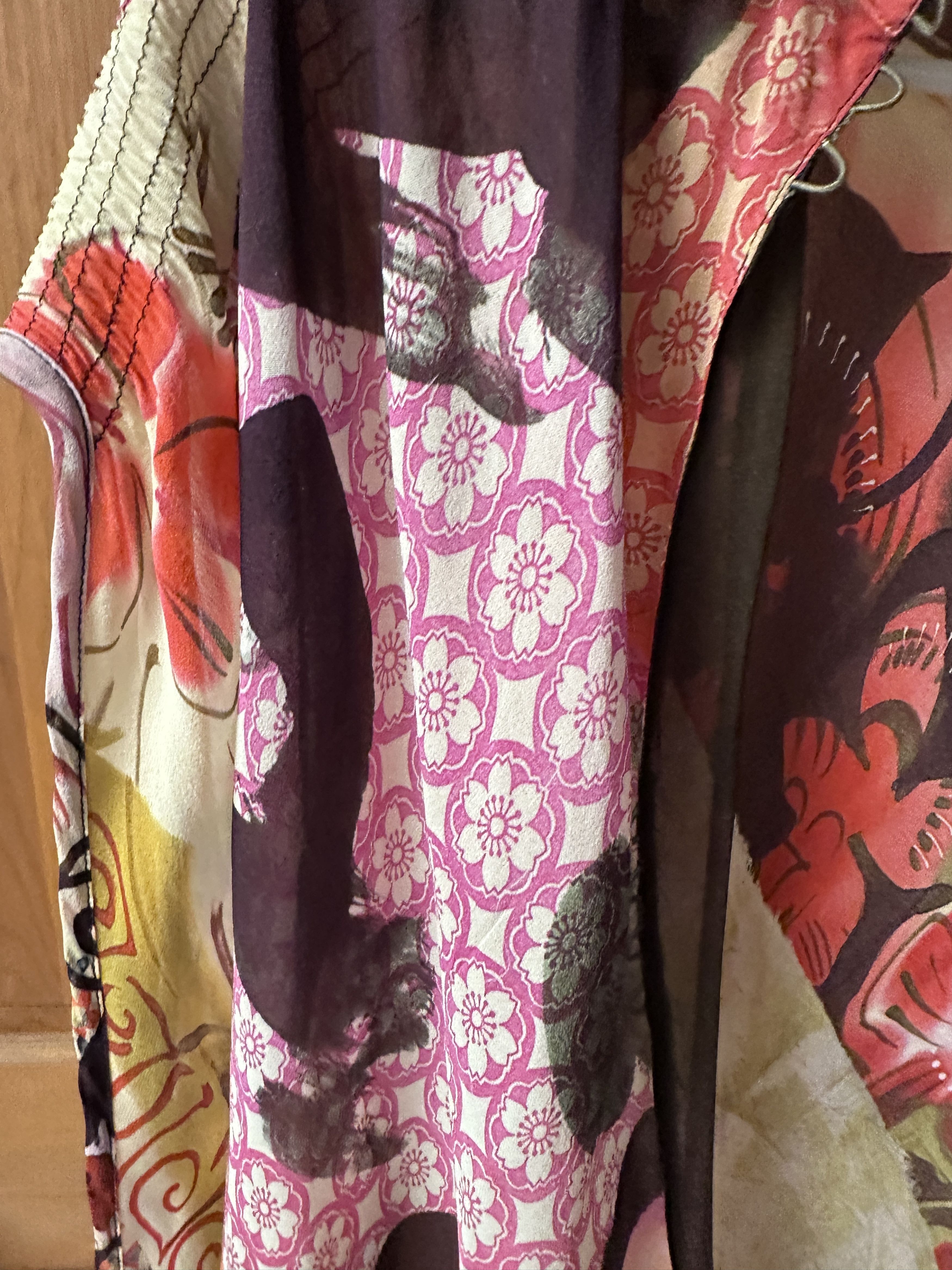 John Galliano Galliano Women's Sheer Floral/butterfly abstract blouse Size XXS / US 00 / IT 34 - 5 Thumbnail