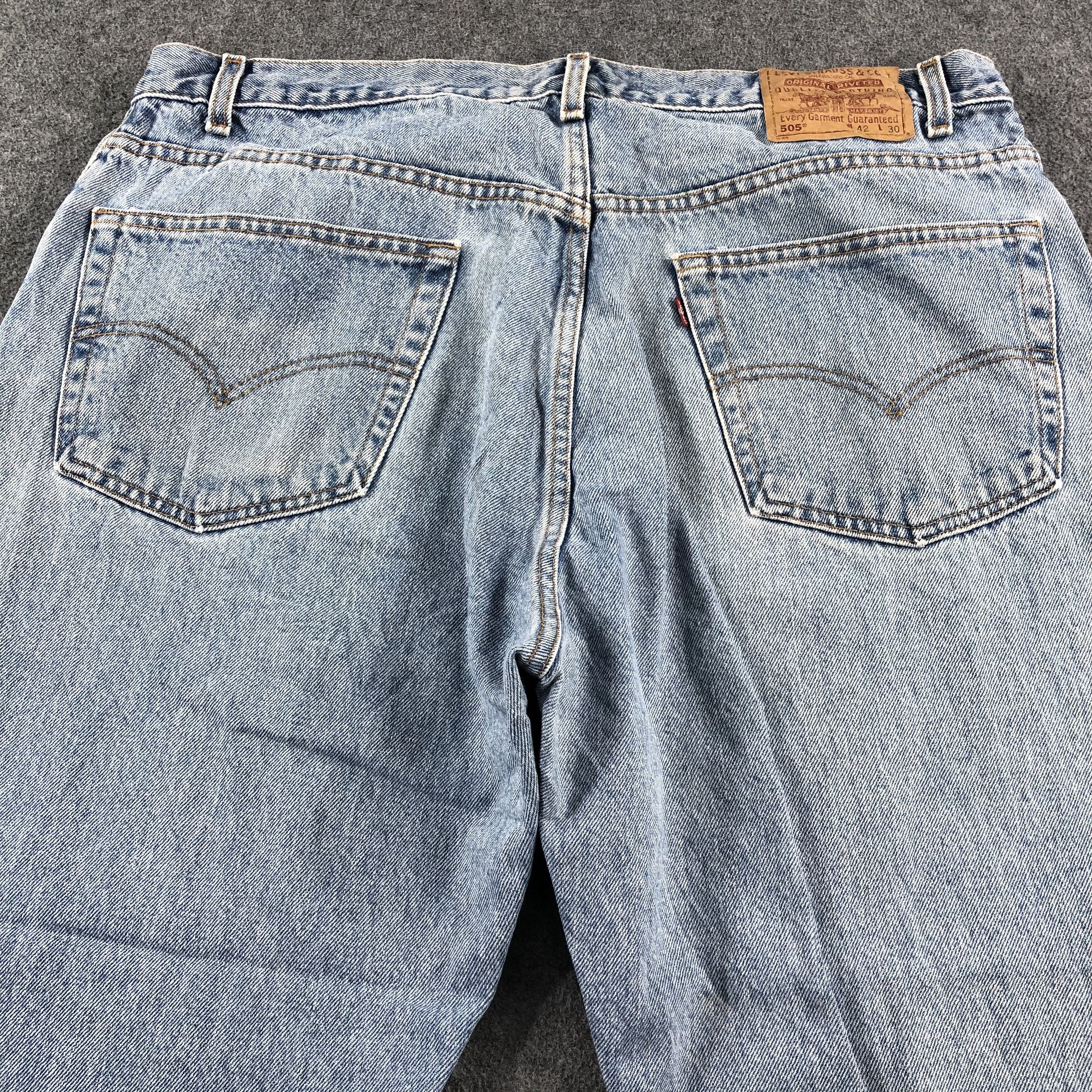 Levi's Vintage Blue Wash Levis 505 Jeans-J2439 Size US 39 - 4 Thumbnail