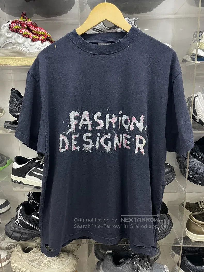 Balenciaga Balenciaga Glitter Worn Destroyed Short Sleeve Size US S / EU 44-46 / 1 - 2 Thumbnail