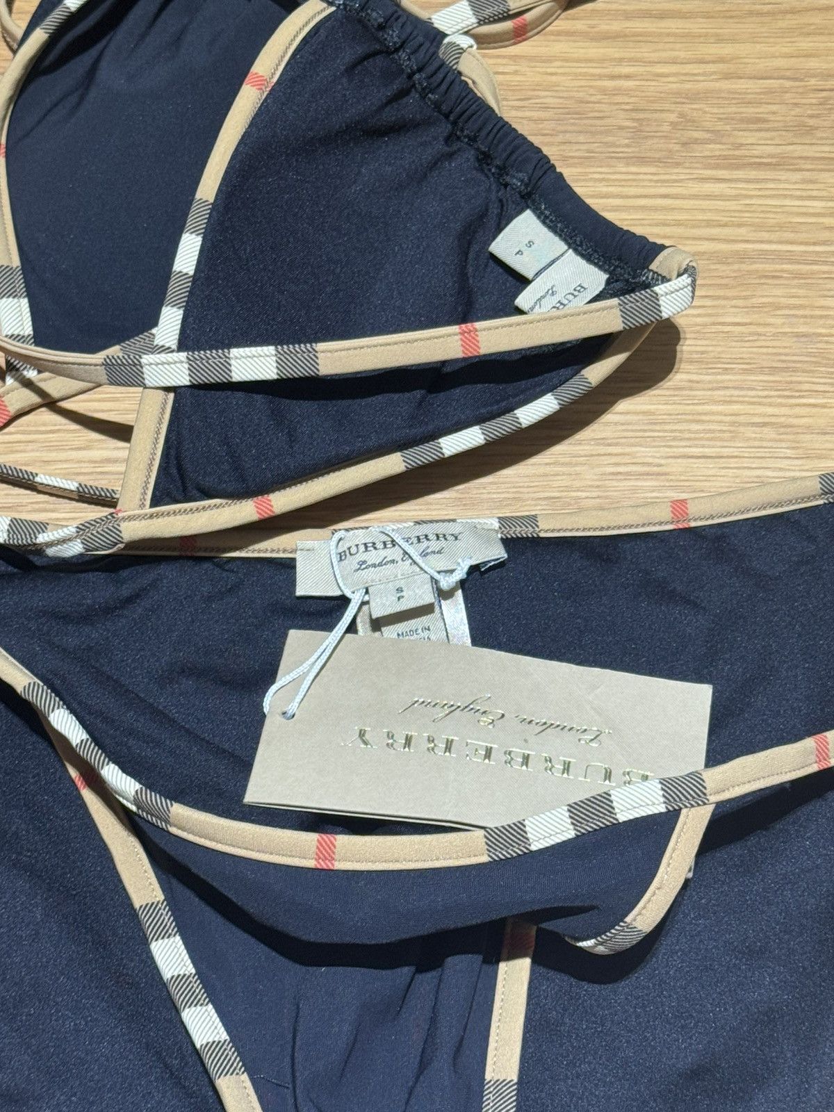 Burberry bikini set