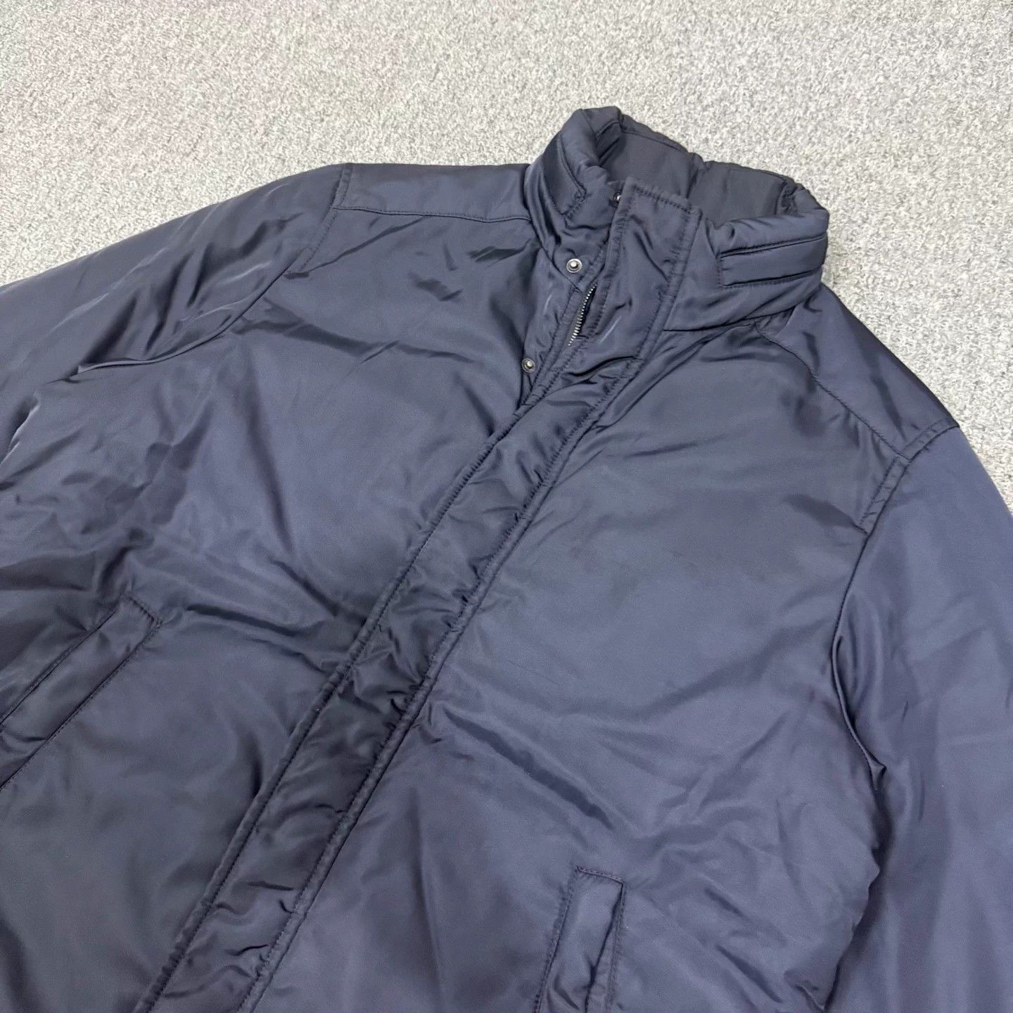 Prada Prada Navy Nylon Puffer Jacket 46 Mint Size US S / EU 44-46 / 1 - 3 Thumbnail