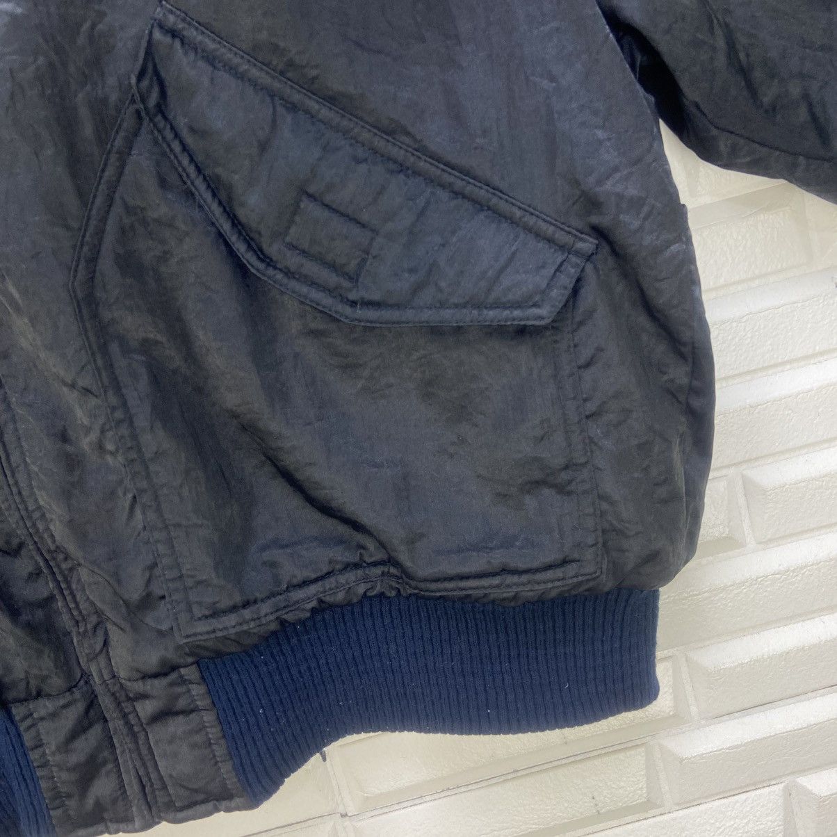 Vintage Vintage U.S.S Midway CV 12 Bomber Flight Jacket Size US M / EU 48-50 / 2 - 6 Thumbnail