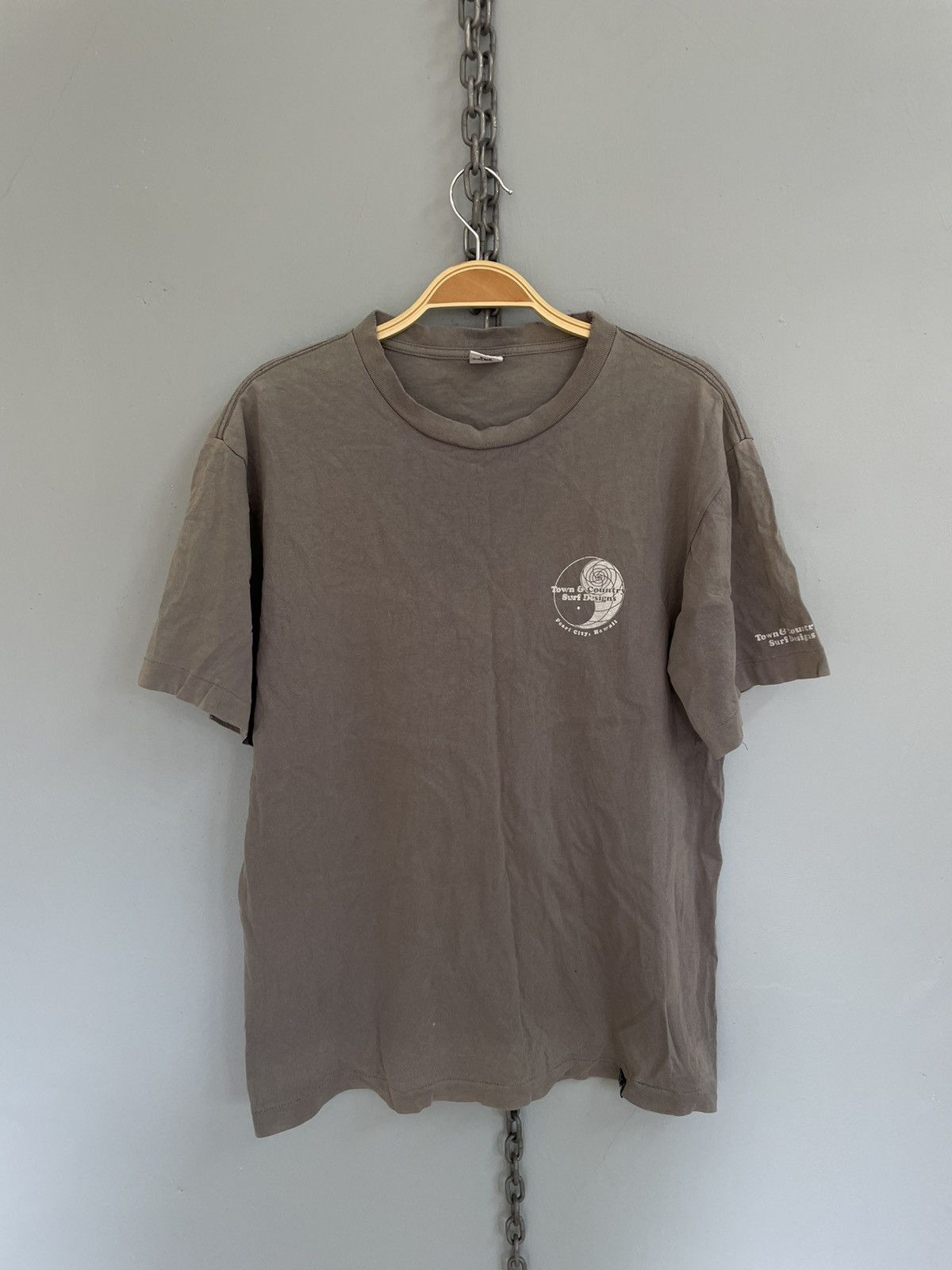 Vintage Vintage T&C Surf Design Hawaii t shirt Size US M / EU 48-50 / 2 - 2 Thumbnail