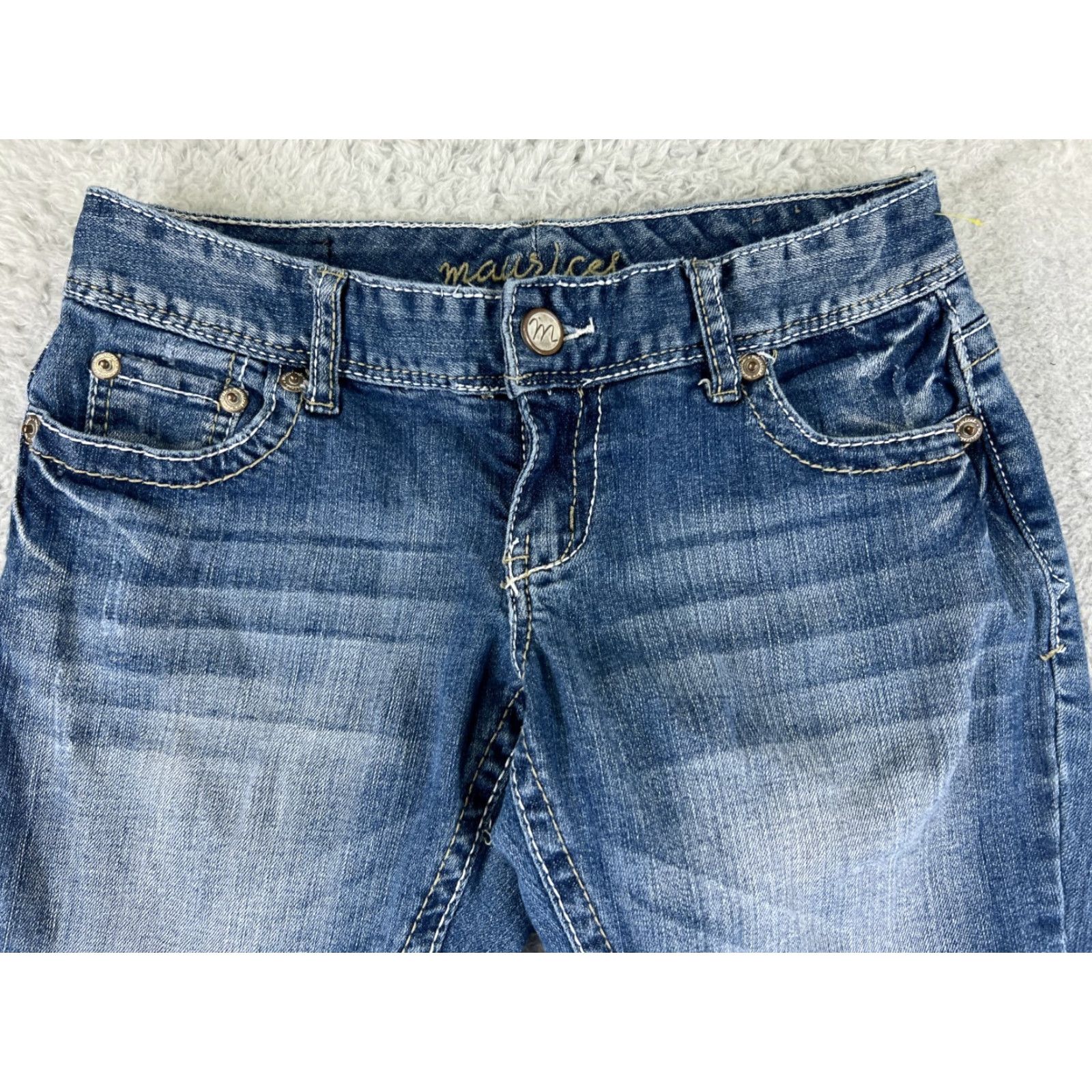 Vintage Maurices Women's Bootcut Jeans Medium Wash Blue Denim Embroidered Rhinestone Stretch Cotton Size M Size 32" / US 10 / IT 46 - 4 Thumbnail