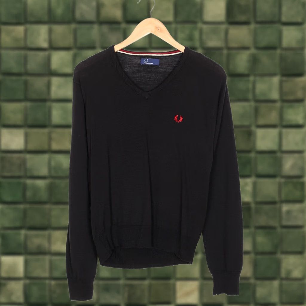 Fred Perry FRED PERRY V Neck Wool Jumper Sweater Men Size S VR3349 - Black - Knit - Pullover - Classic Size US S / EU 44-46 / 1 - 1 Thumbnail