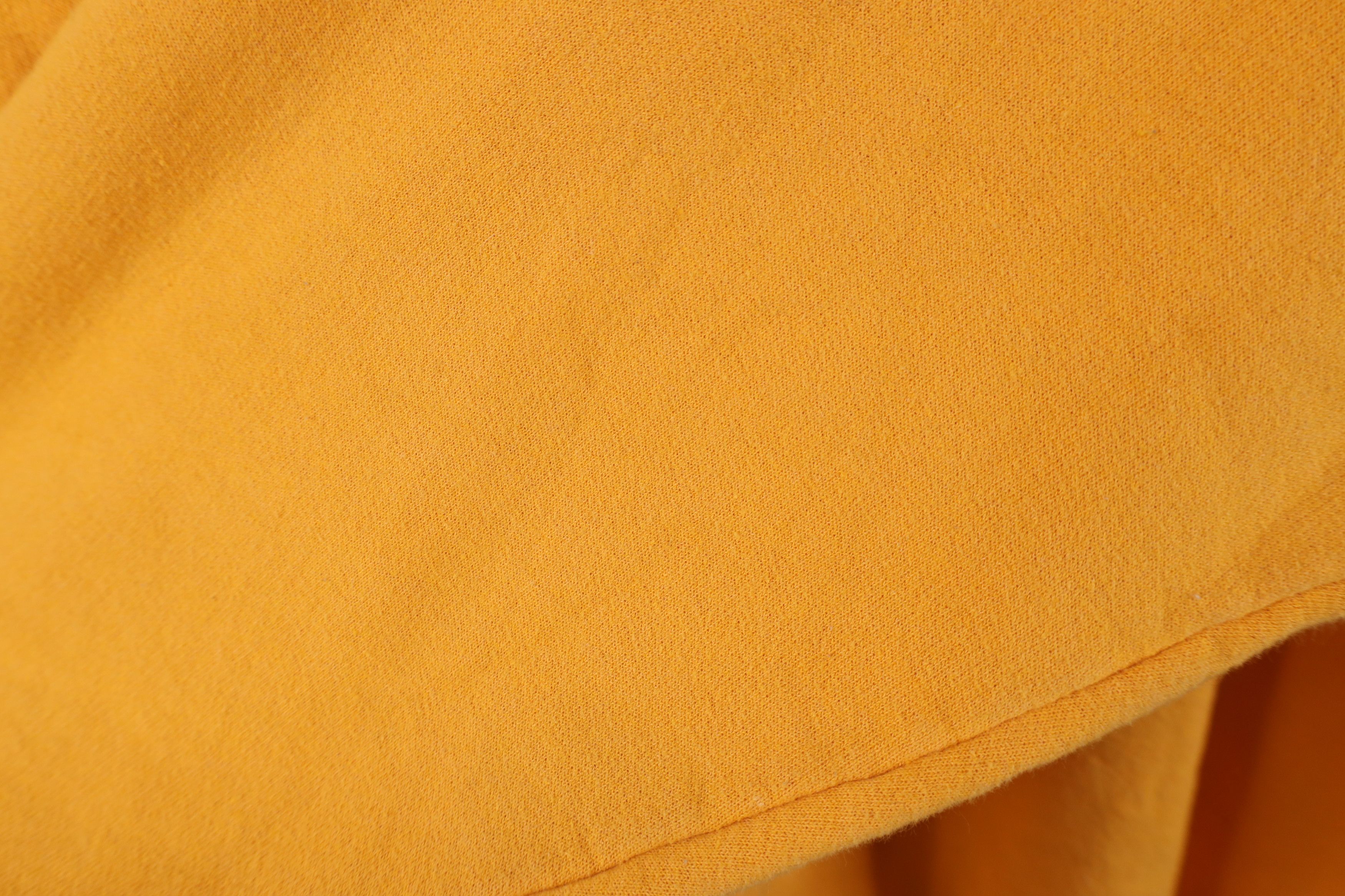 Vintage Vintage 90s Y2K Streetwear Blank Crewneck Sweatshirt Yellow Size US L / EU 52-54 / 3 - 9 Thumbnail