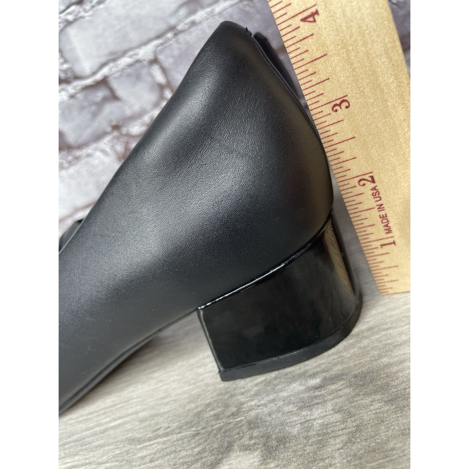 Clarks Clarks Marilyn Black Leather Patent Cap Toe Pump Heels Shoes Size US 8 / IT 38 - 16 Thumbnail