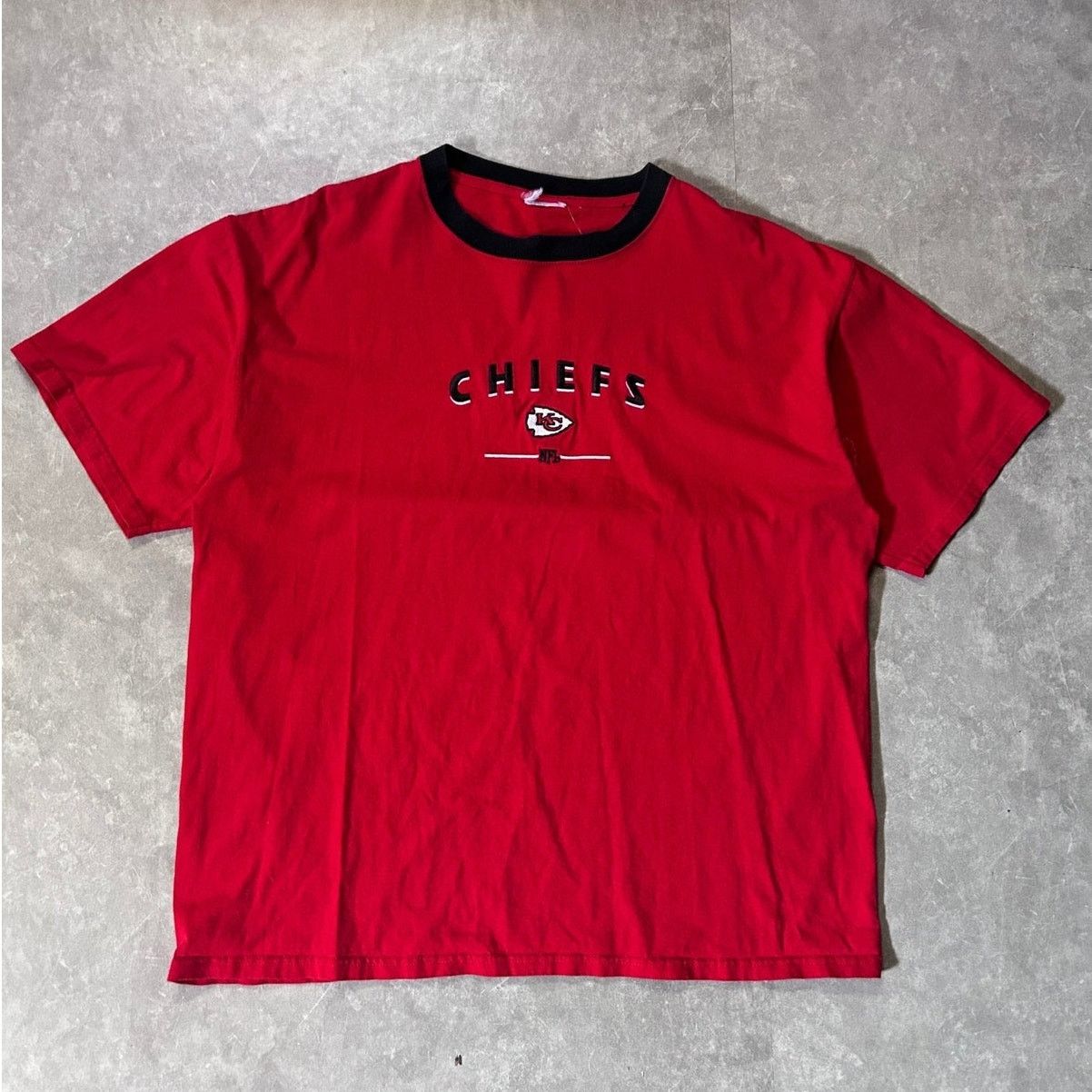 Other 90's Vintage Kansas City Chiefs Embroidered Red T-Shirt -XL Size US XL / EU 56 / 4 - 1 Thumbnail