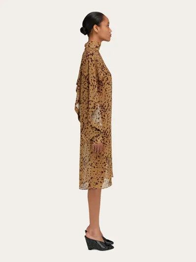 Salvatore Ferragamo o1s1rm0426 Orchid-print Cape Midi Dress in Brown Size XS / US 0-2 / IT 36-38 - 3 Thumbnail
