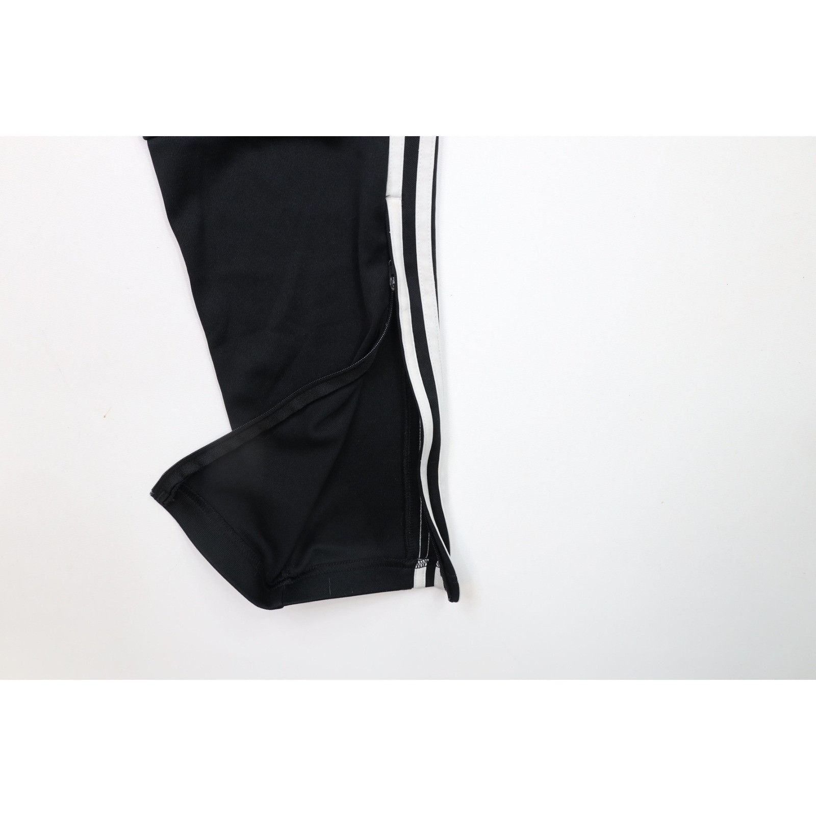 Adidas × Vintage Vintage Adidas Spell Out Striped Tapered Leg Soccer Pants Size US 32 / EU 48 - 9 Thumbnail