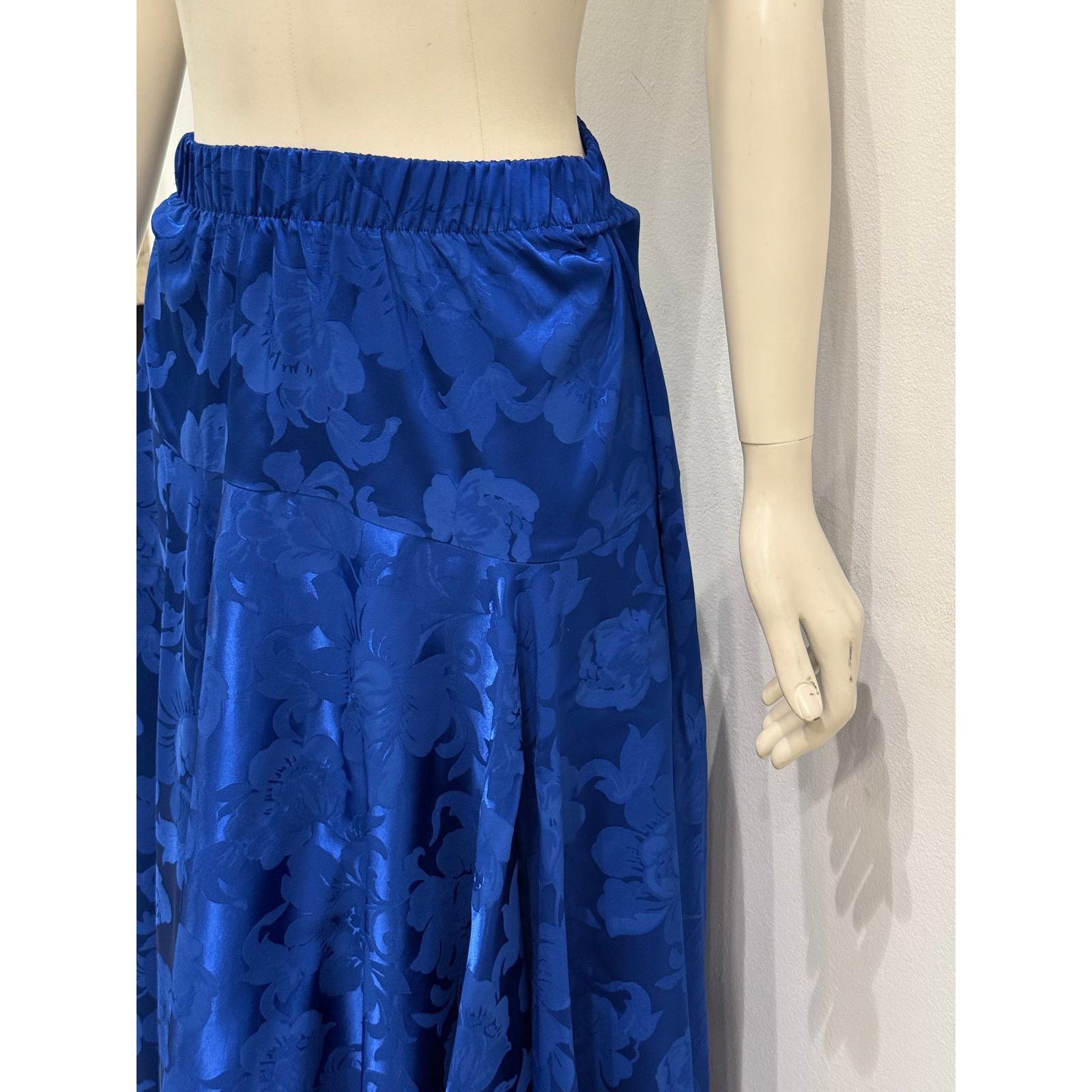 A/W2020 Balenciaga iridescent floral long skirt