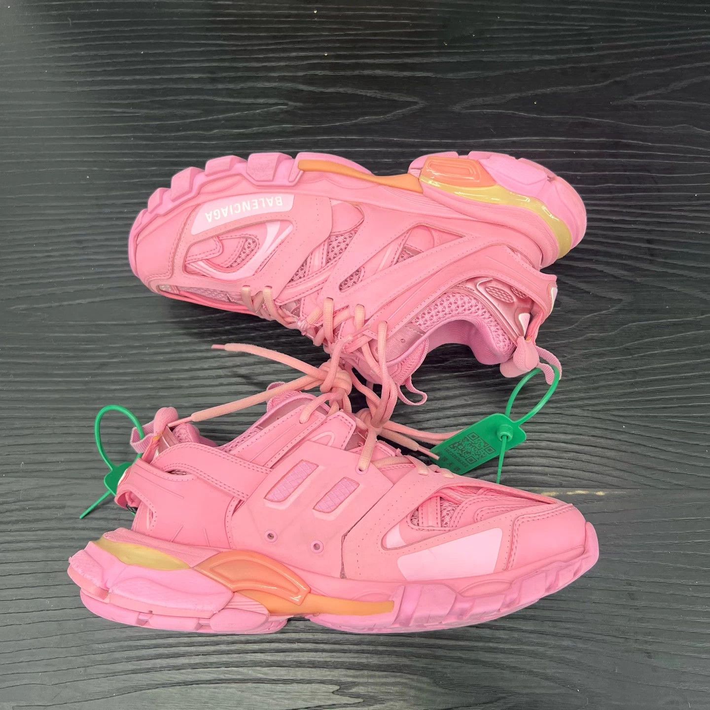 Balenciaga Balenciaga Track Pink LED 39 Size US 8.5 / IT 38.5 - 2 Thumbnail