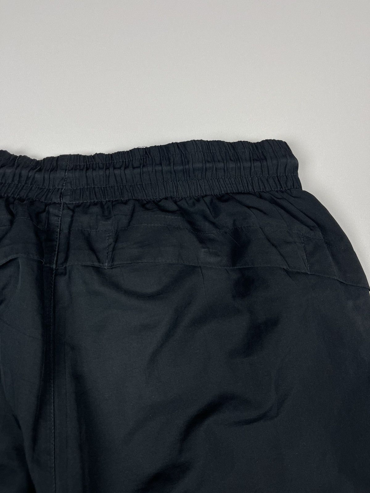 Nike Vintage Nike Athletic Dept Logo Nylon Basic TrackPants Size US 32 / EU 48 - 11 Thumbnail