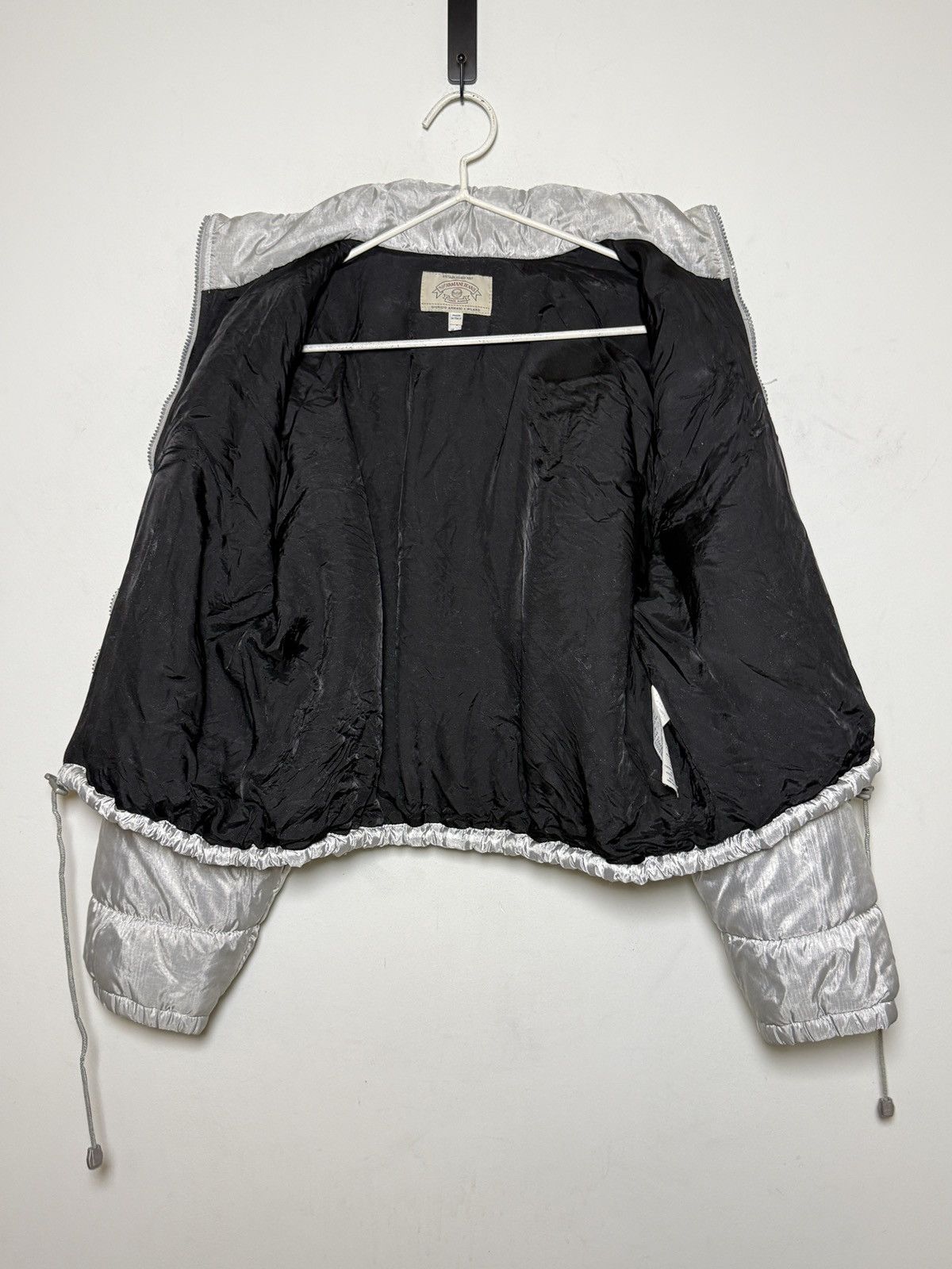 Giorgio Armani Armani Jeans silver metallic crop puffer jacket. Size US S / EU 44-46 / 1 - 9 Thumbnail