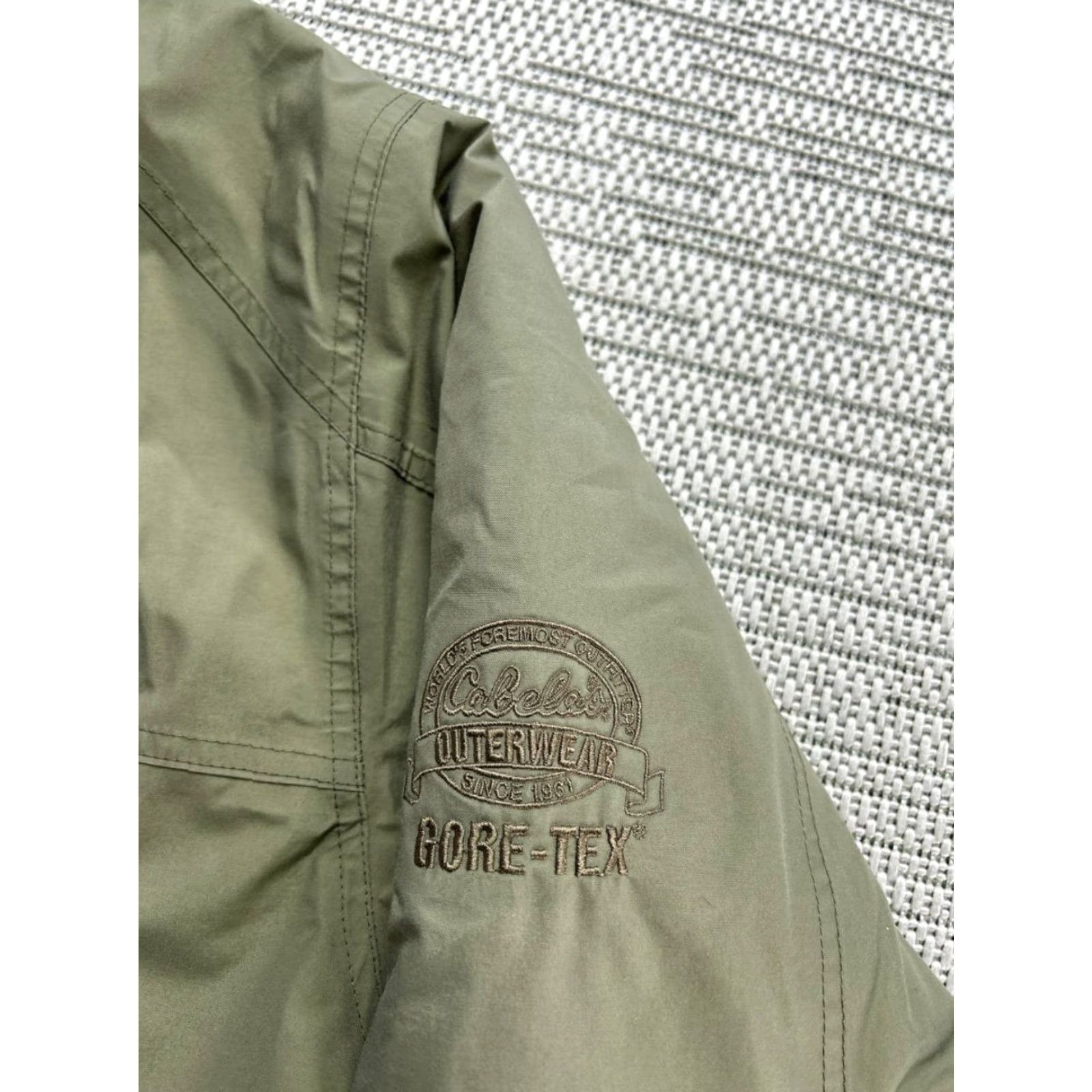 Vintage Cabela's Jacket Mens Medium Green Insulated Full Zip Parka Gore Tex Casual Outdoor Winter Parka Men M Green Full Zip Jacket Size US M / EU 48-50 / 2 - 3 Thumbnail