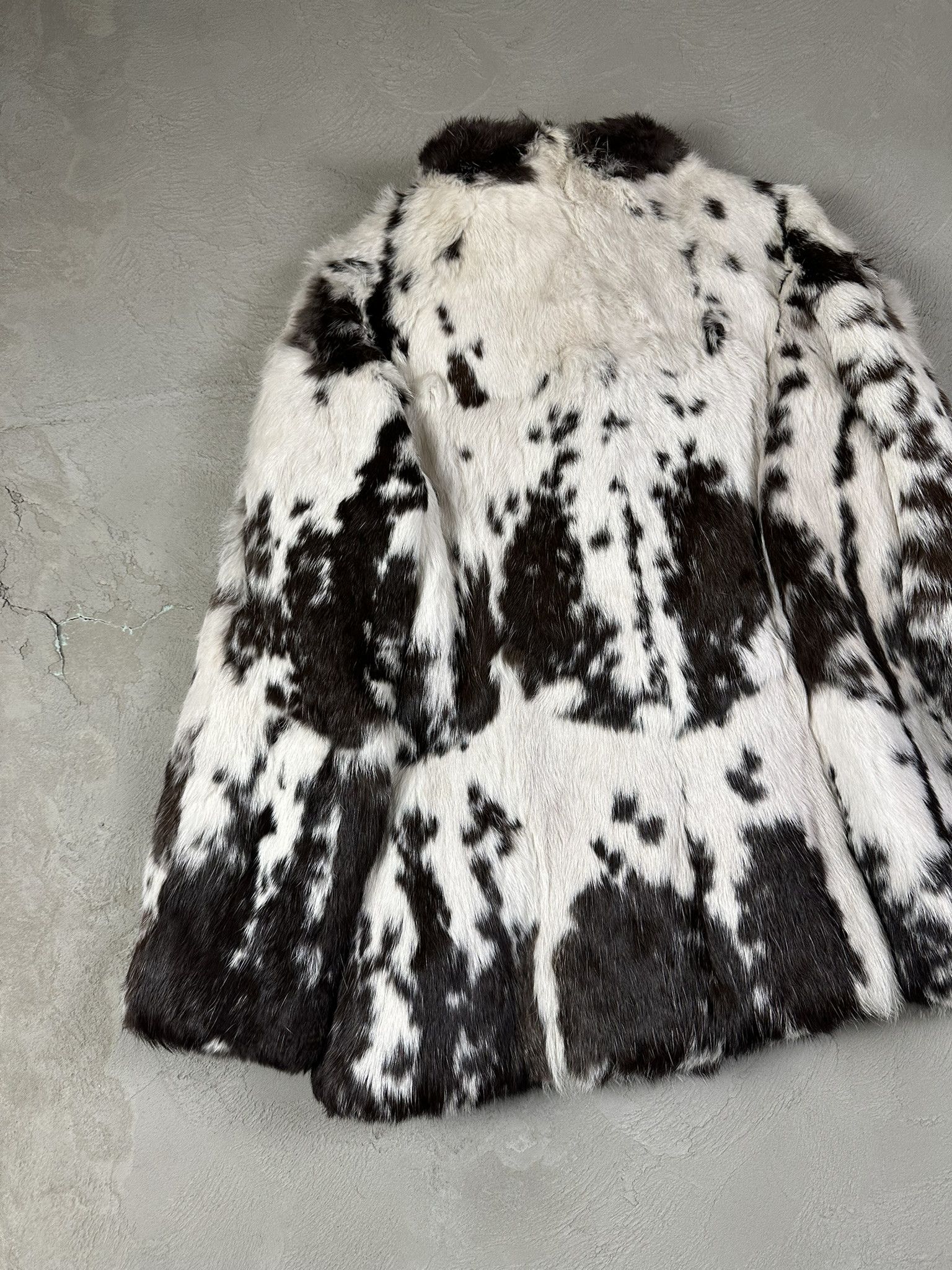 Vintage Vintage Y2k Real Fur Cow Print Rabbit Jacket Size M / US 6-8 / IT 42-44 - 9 Thumbnail