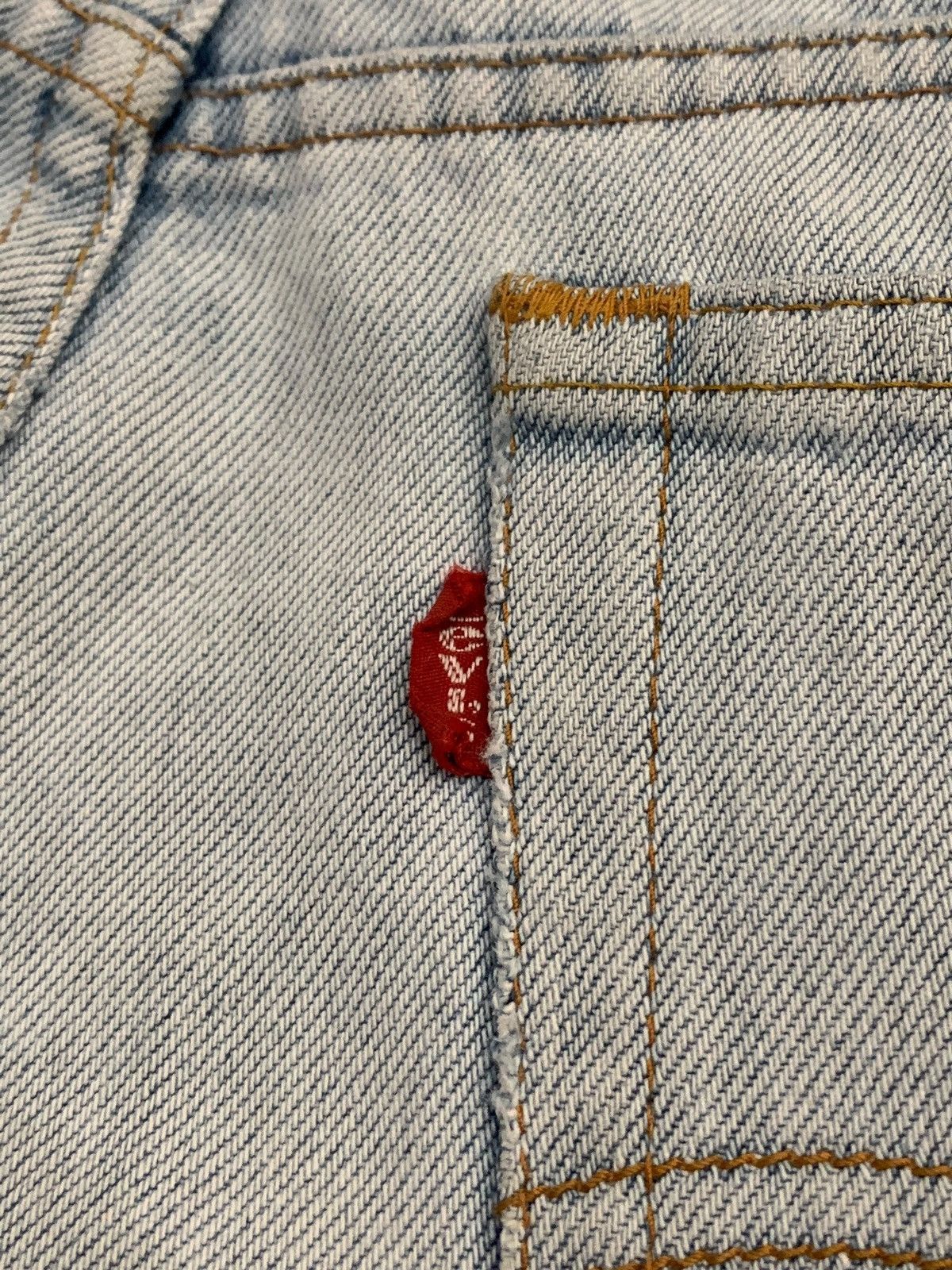 Levi's Vintage Levis 515 Light Wash Distressed Denim (AC48) Size US 32 / EU 48 - 16 Thumbnail