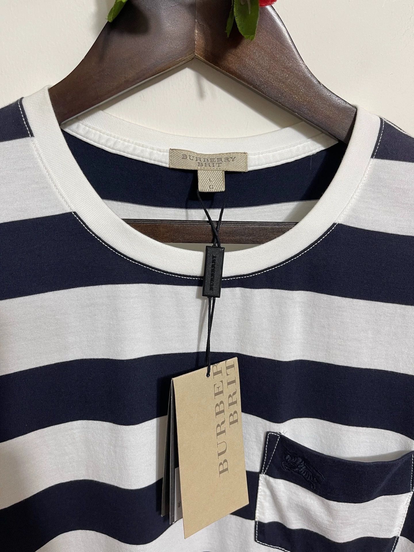 Burberry Burberry Oversized Striped Short Sleeve T-Shirt L Size US L / EU 52-54 / 3 - 3 Thumbnail