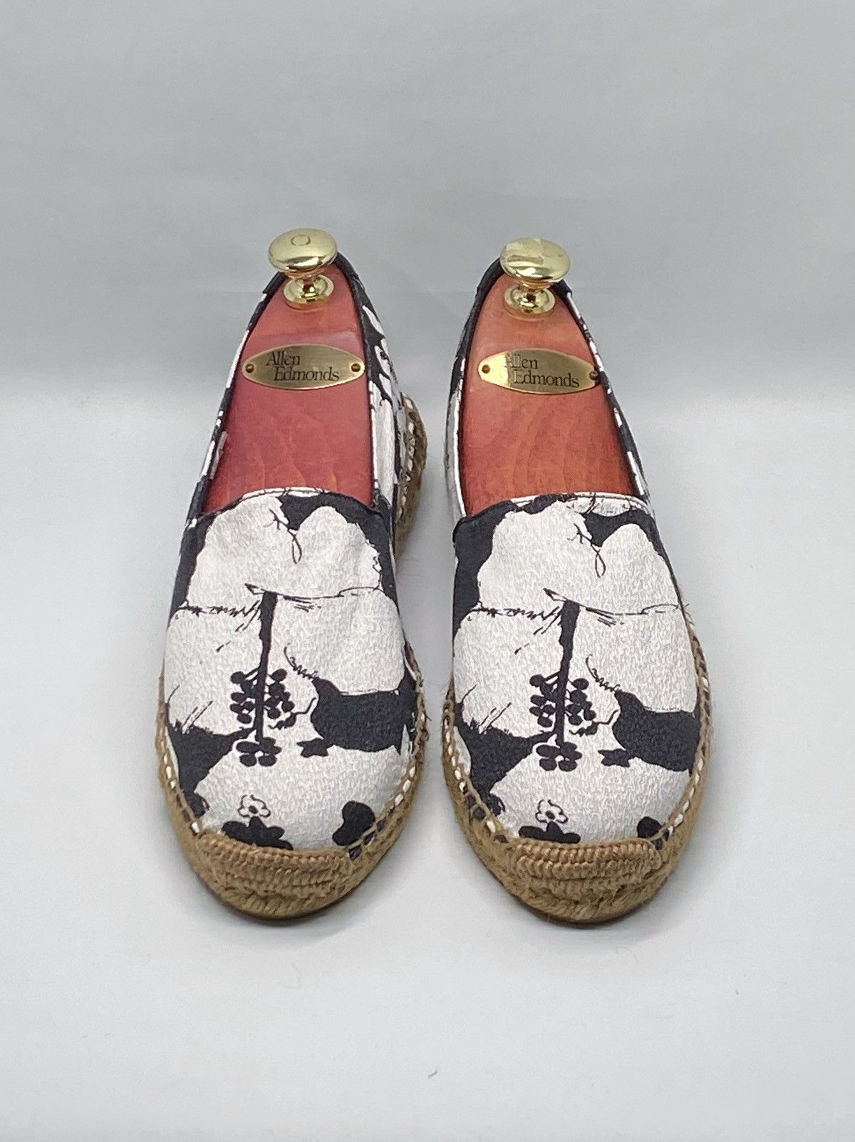 Yves Saint Laurent Saint Laurent Espadrille Slip On Signature Flats size 39.5 Size US 9.5 / IT 39.5 - 2 Thumbnail