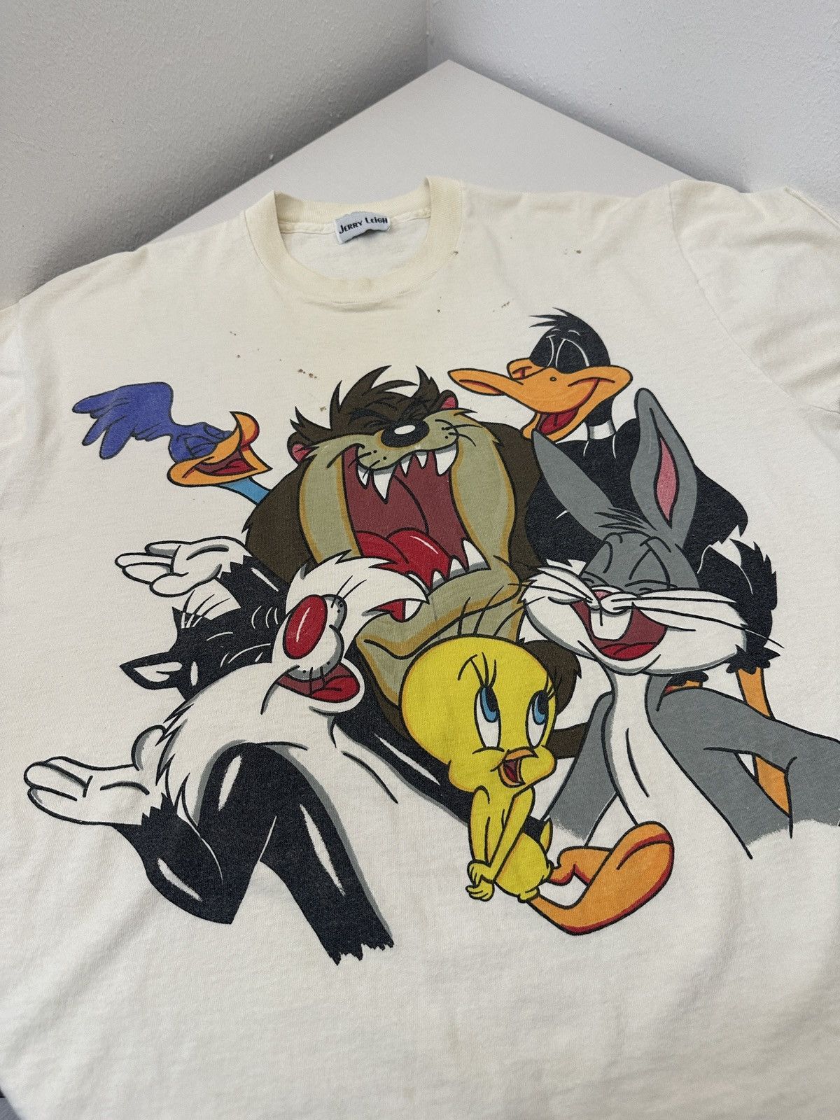 Warner Bros Vintage Looney Tunes Earner Bros TShirt Single Stitch Taz Size US XL / EU 56 / 4 - 7 Thumbnail