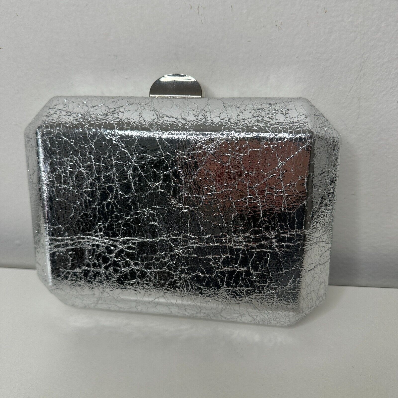 Other Lulu's Silver Metallic Box Snap Clutch Purse & Chain Strap Size ONE SIZE - 16 Thumbnail