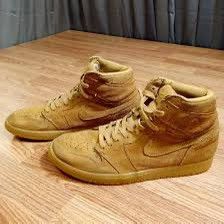 Nike NIKE AIR JORDAN 1 RETRO HIGH WHEAT/GOLDEN-HARVEST SIZE 11 Size US 11.5 / EU 44-45 - 6 Thumbnail