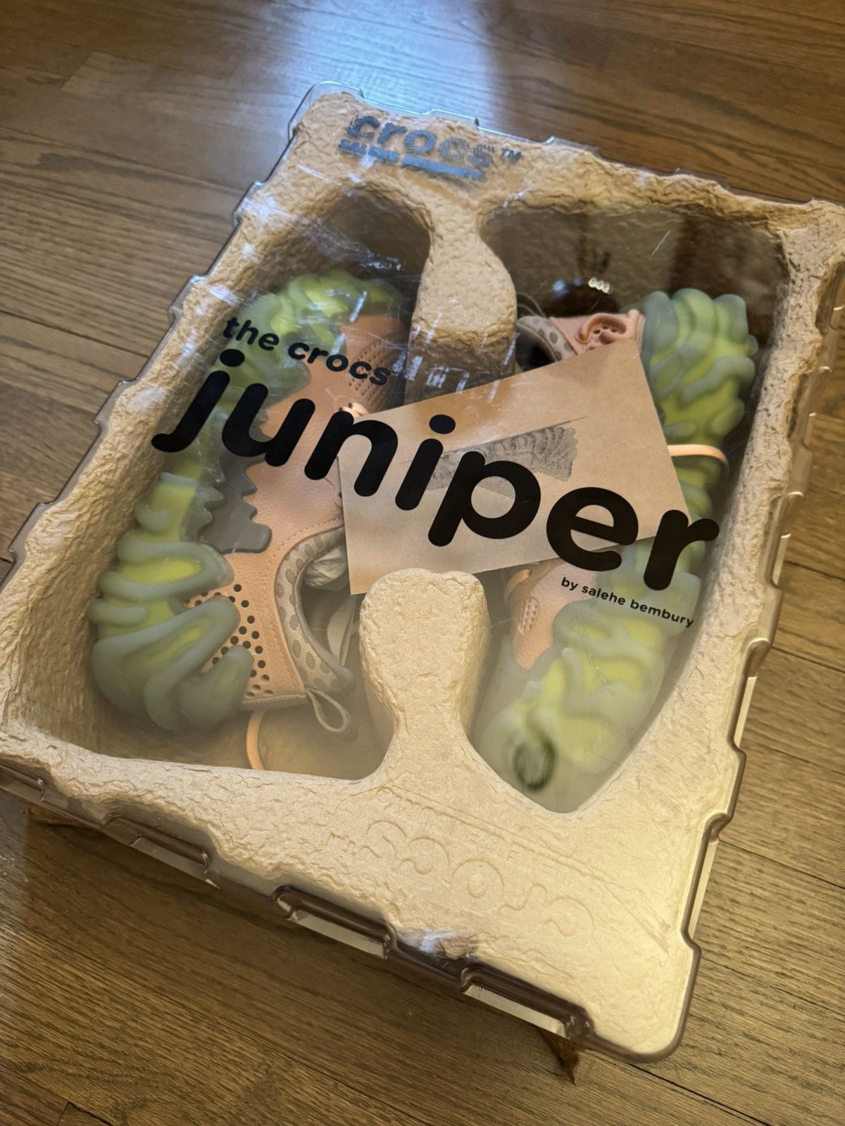 Crocs × Salehe Bembury Salehe Bembury x Crocs Juniper Size US 5 / EU 37 - 4 Thumbnail