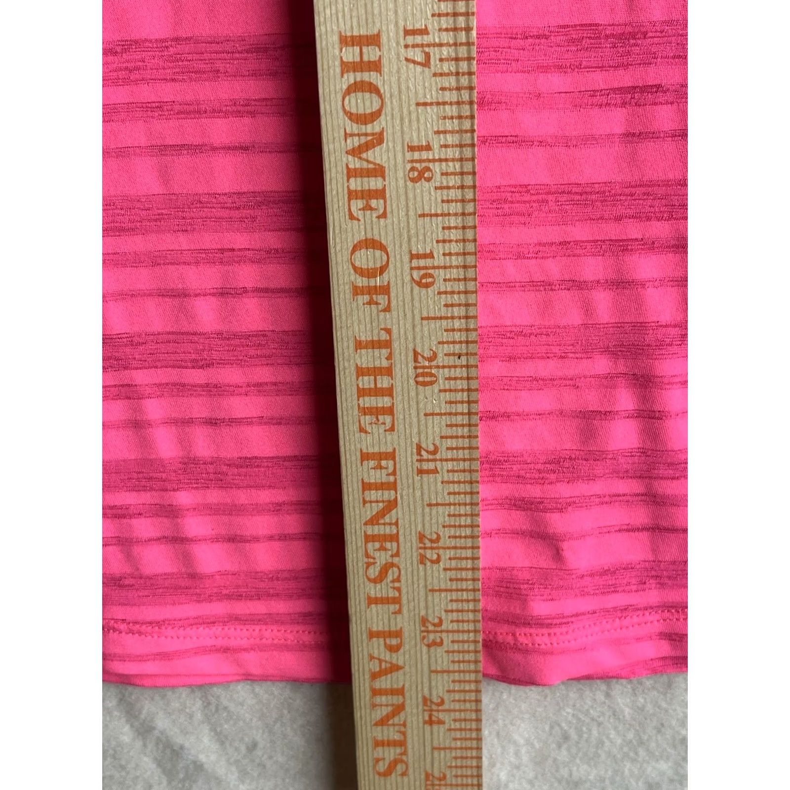 Nike Nike Dri-Fit T-Shirt M Pink Striped V-Neck Short Sleeve Women Shirts Regular 100% Polyester Casual Activewear Womens Nike Dri-Fit Size M / US 6-8 / IT 42-44 - 4 Thumbnail