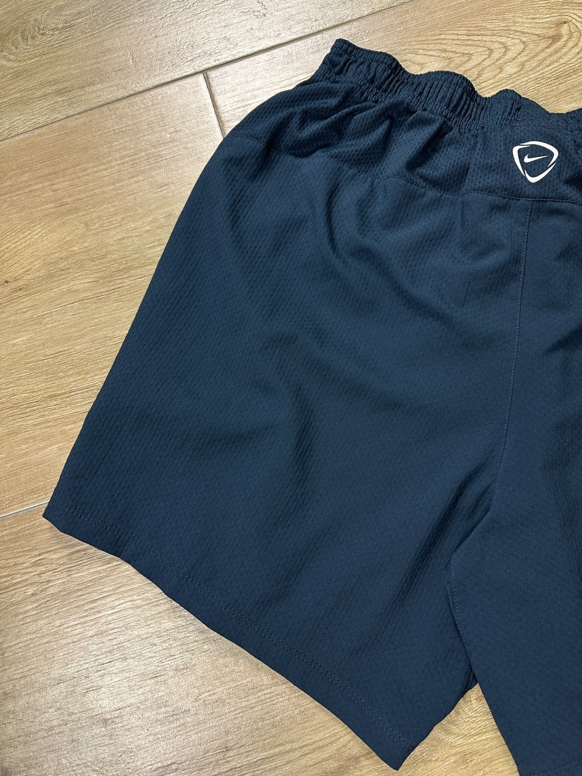 Nike × Vintage Vintage England Nike Dri-Fit Football Soccer Shorts Size US 36 / EU 52 - 9 Thumbnail