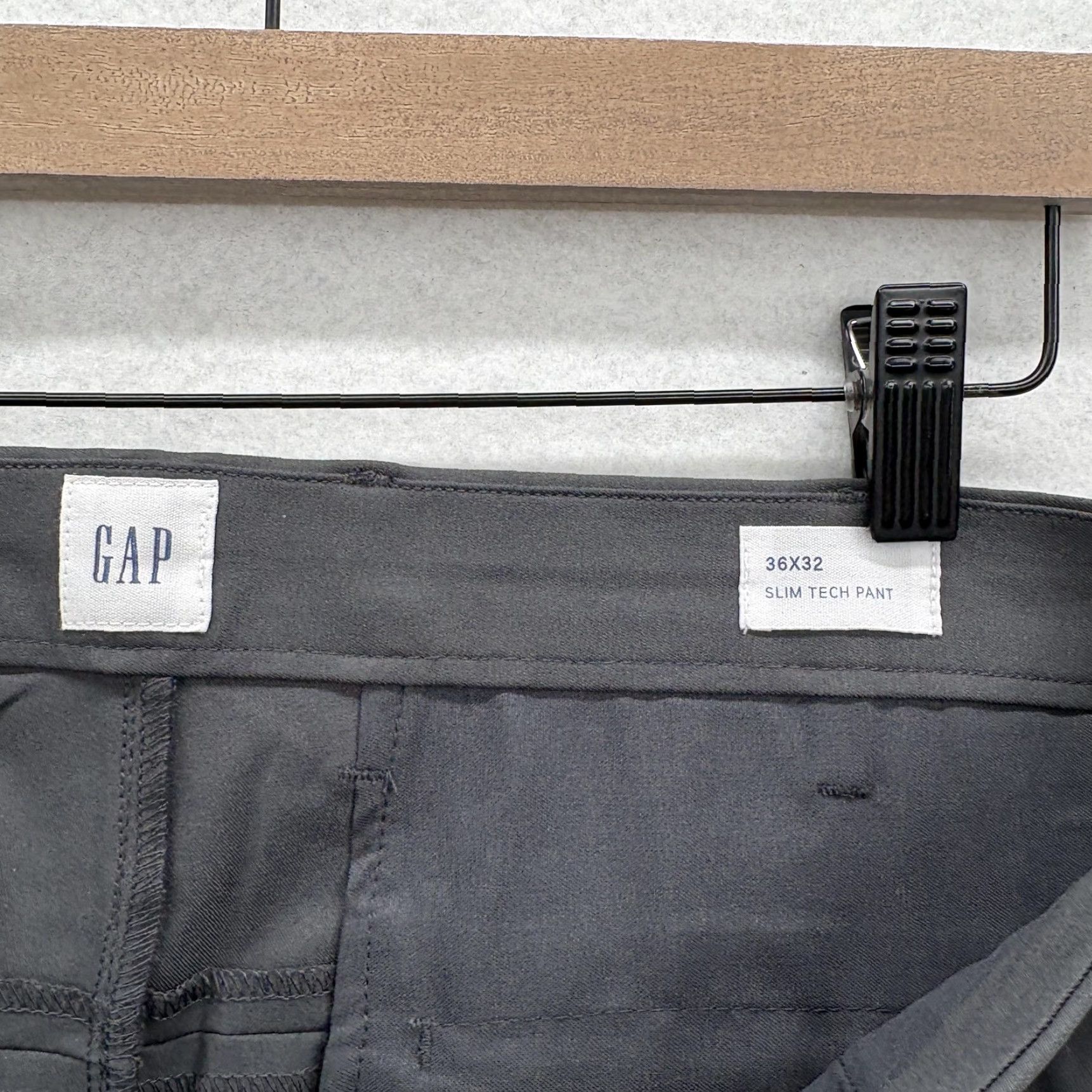 Gap Gap Pants Mens 36x32 Gray Slim Tech GapFlex Quick Dry Moisture Wicking Travel Chino Flat Front Pockets Tapered Size US 36 / EU 52 - 4 Thumbnail