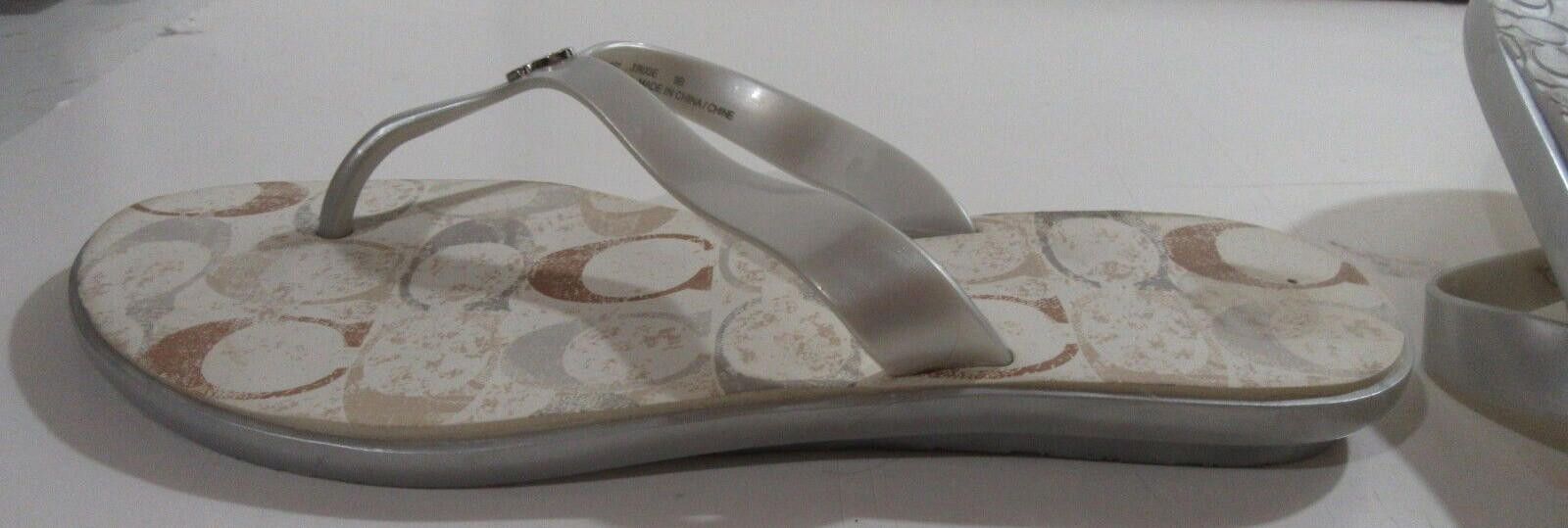 Coach Coach Women's Flip Flops Sandles Flat Signature Logo Size 9B Size US 9 / IT 39 - 4 Thumbnail
