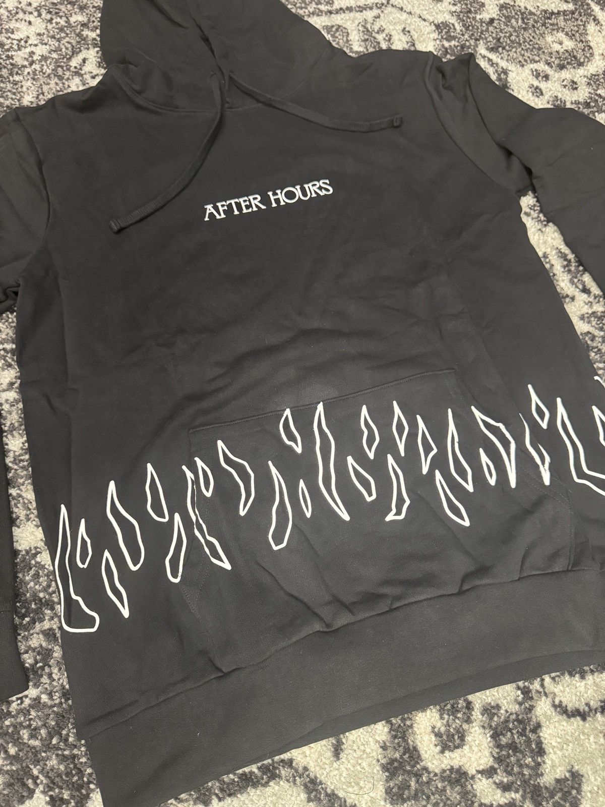 The Weeknd × XO The Weeknd XO After Hours Flames Merch Hoodie (NEW) Size US XL / EU 56 / 4 - 2 Thumbnail