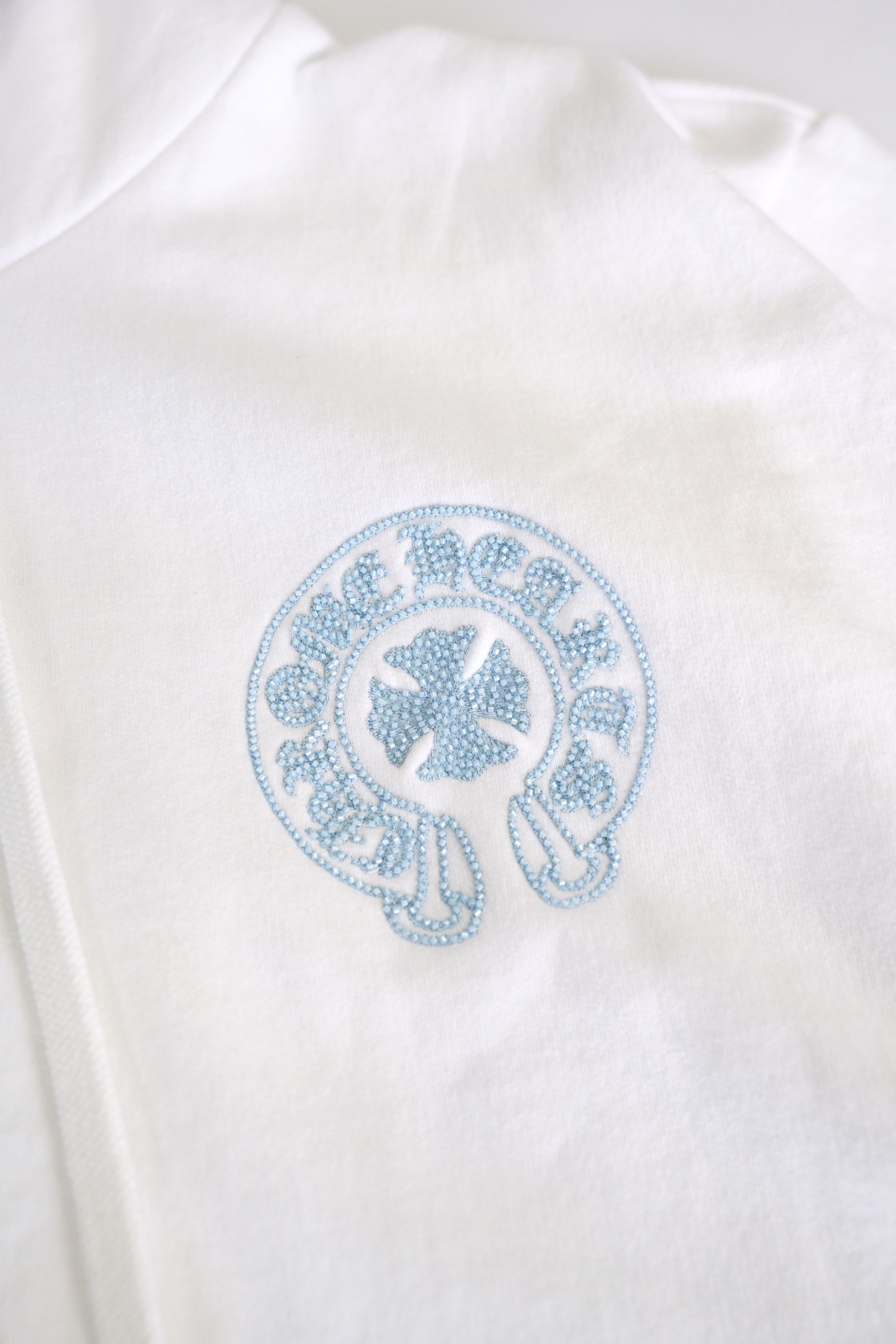 Chrome Hearts Chrome Hearts Beaded Horseshoe Logo White Zip Up Hoodie Size US S / EU 44-46 / 1 - 3 Thumbnail