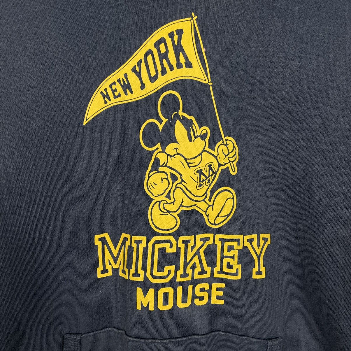 Disney Uniqlo x Disney Mickey Mouse Hoodie Size US L / EU 52-54 / 3 - 14 Thumbnail