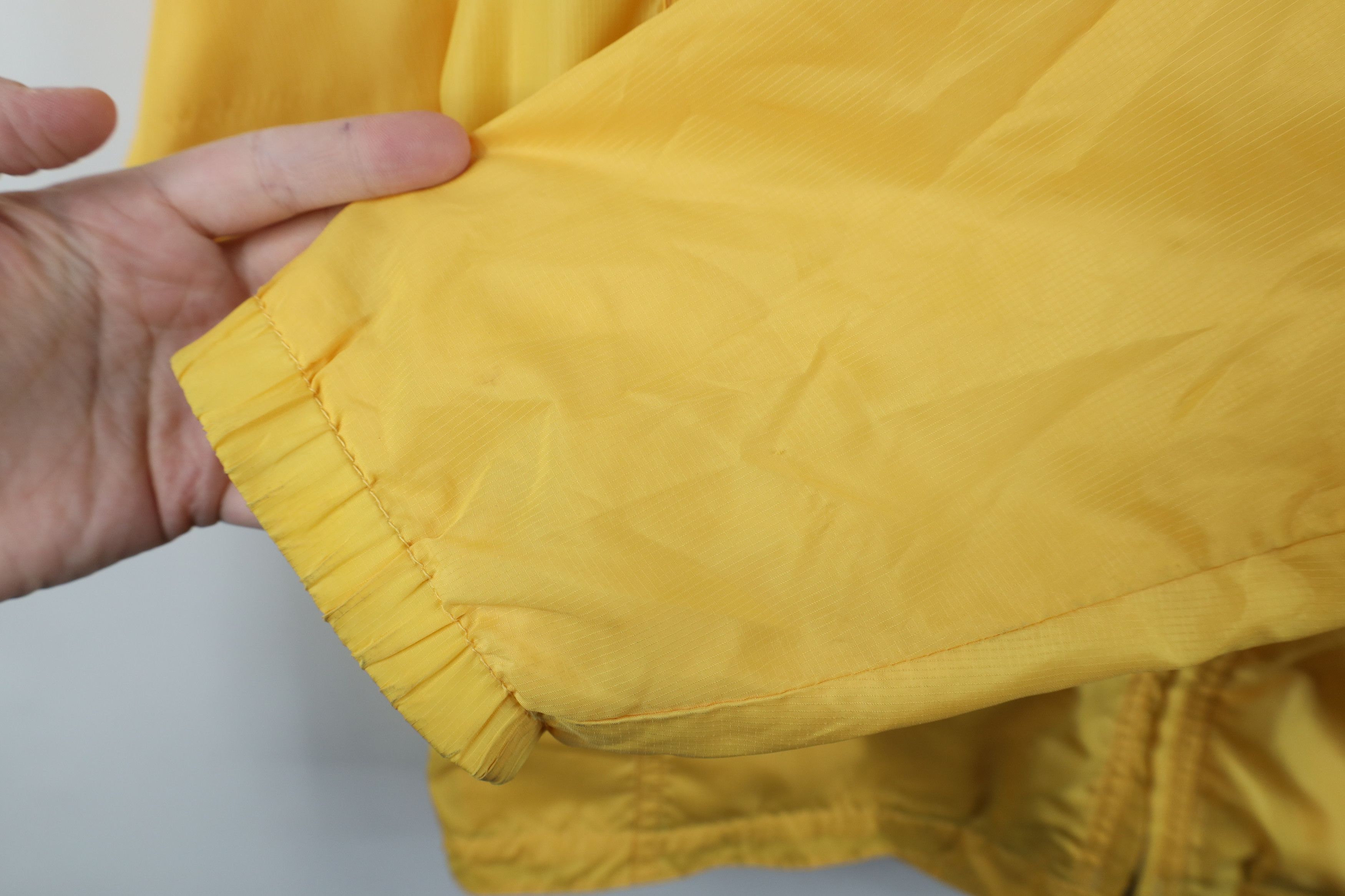 Eddie Bauer × Vintage Vintage Eddie Bauer Full Zip Windbreaker Jacket Yellow Size M / US 6-8 / IT 42-44 - 8 Thumbnail
