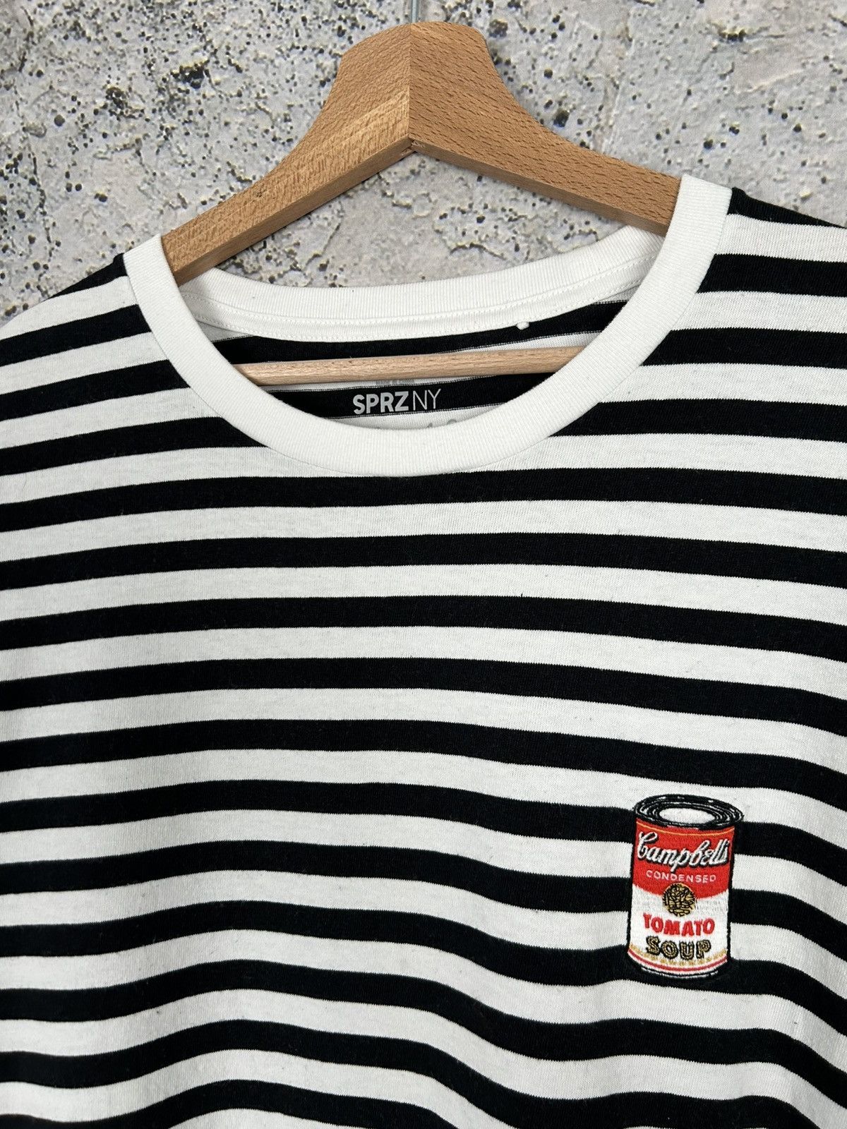 Uniqlo Uniqlo Andy Warhol Stripe Tee Streetwear Japanese Hype Size US L / EU 52-54 / 3 - 3 Thumbnail