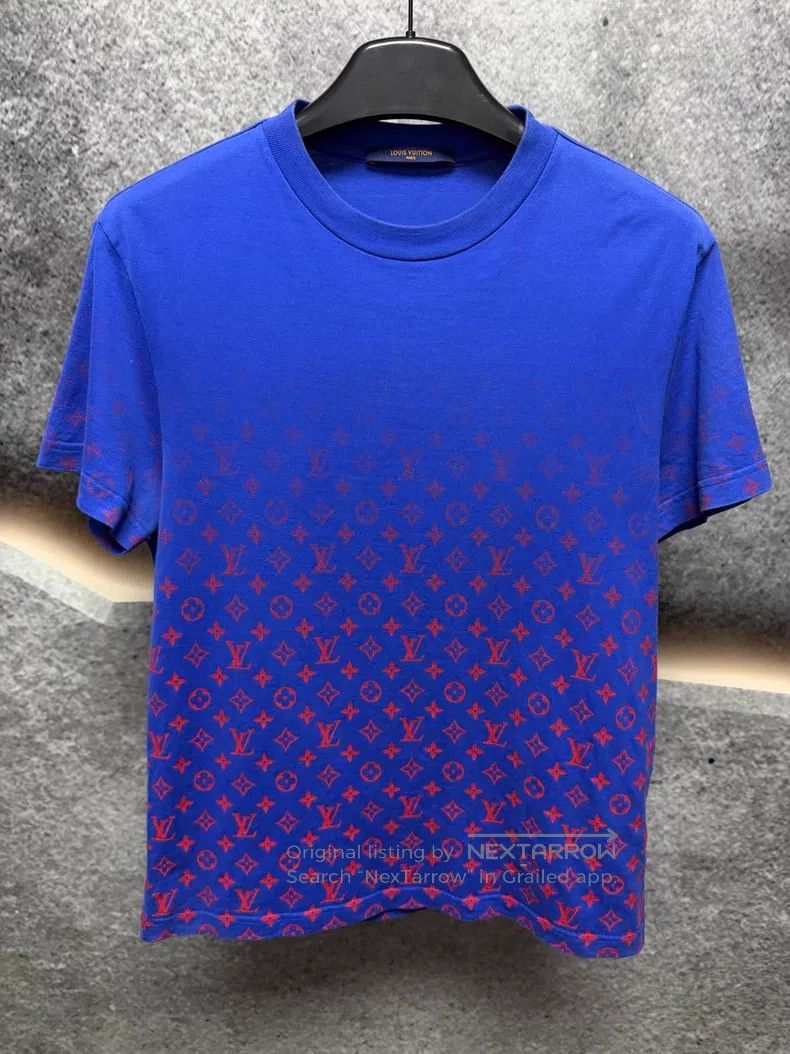 Louis Vuitton Louis Vuitton Blue Gradient Flower short sleeves Size US S / EU 44-46 / 1 - 1 Thumbnail
