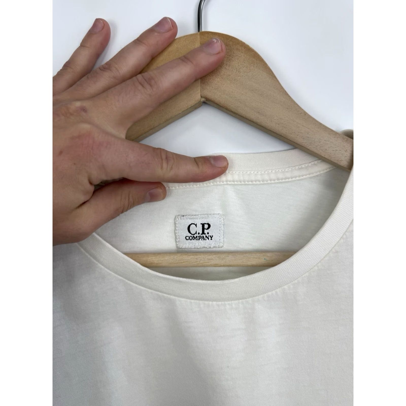 Vintage VINTAGE C.P. Company Lens Pocket T-Shirt Retro Shirt Mens L/XL White Size US L / EU 52-54 / 3 - 4 Thumbnail