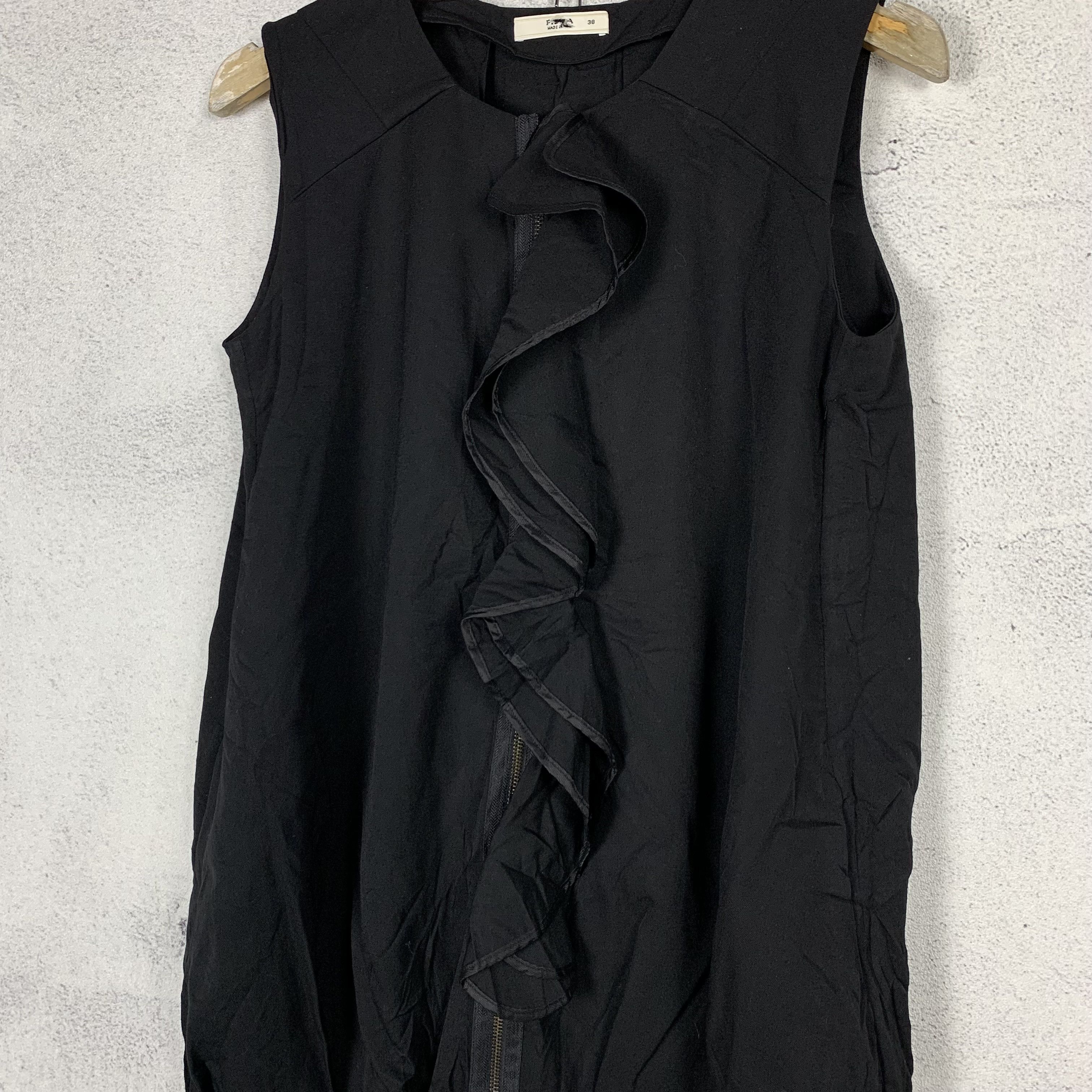 Prada Prada Top Zip Up Sleeveless Size 38 Size XS / US 0-2 / IT 36-38 - 2 Thumbnail