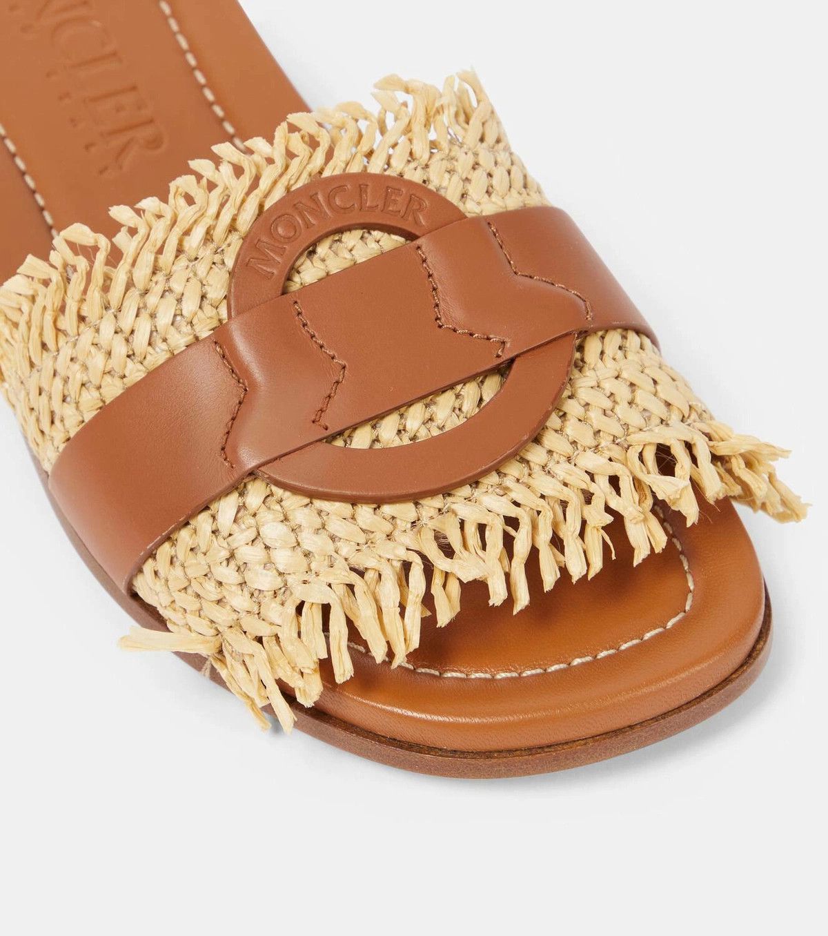 Moncler o1y1125 Flats in Tan/Beige Size US 6 / IT 36 - 4 Thumbnail
