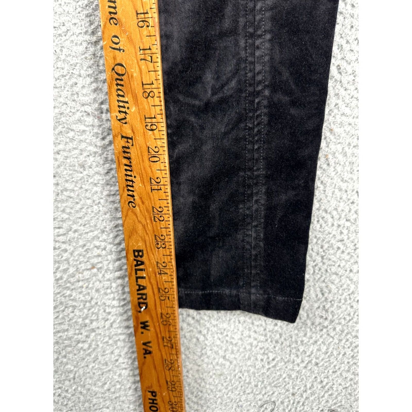 Anthropologie Anthropologie The Essential Slim Black Velour Cropped Pants Womens 6 Cropped Slim Leg Pockets Casual Innerwear Velour Stretchy Size 28" / US 6 / IT 42 - 7 Thumbnail