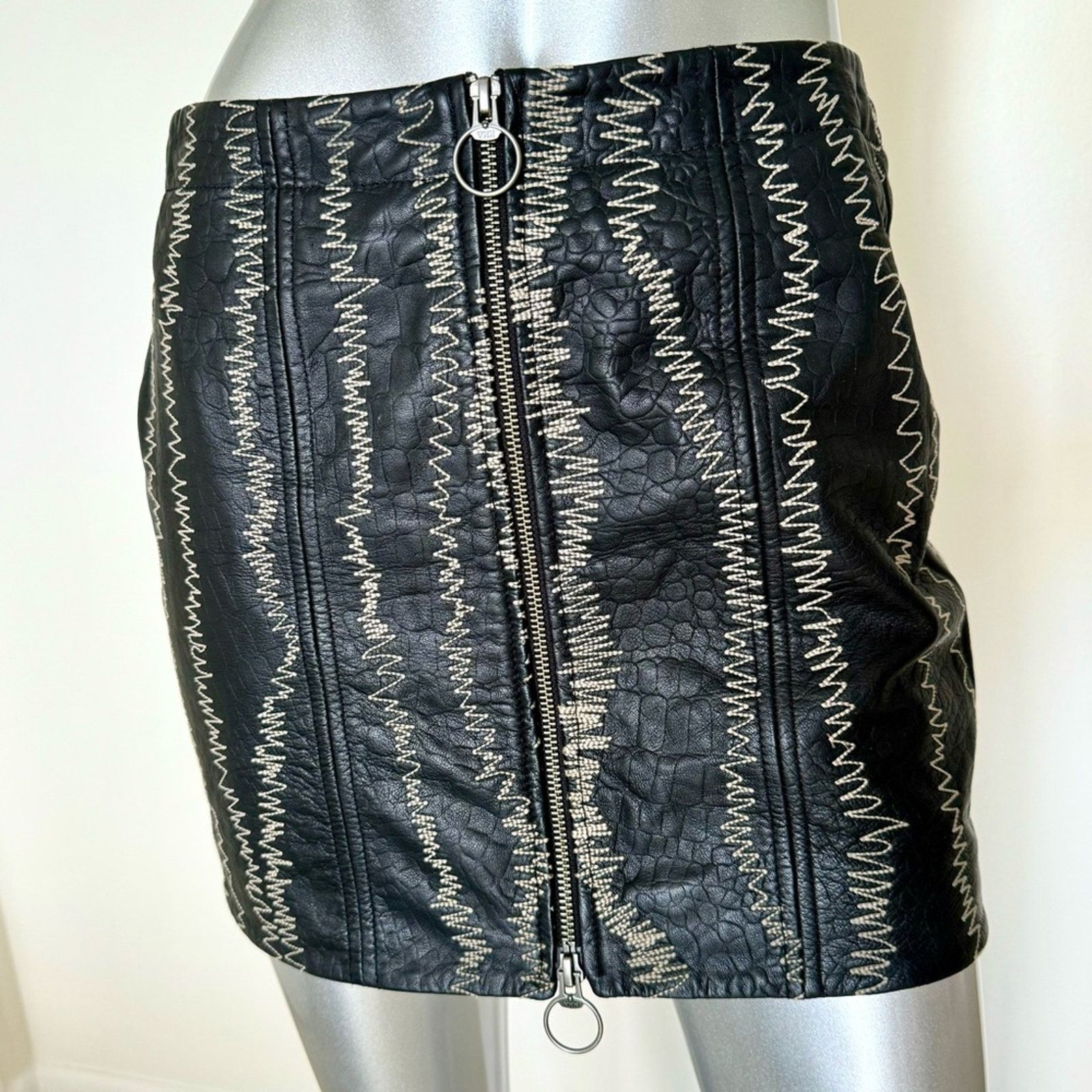 Free People NWOT! FREE PEOPLE Lamb Leather Skirt, Size 4 Size 27" / US 4 / IT 40 - 4 Thumbnail