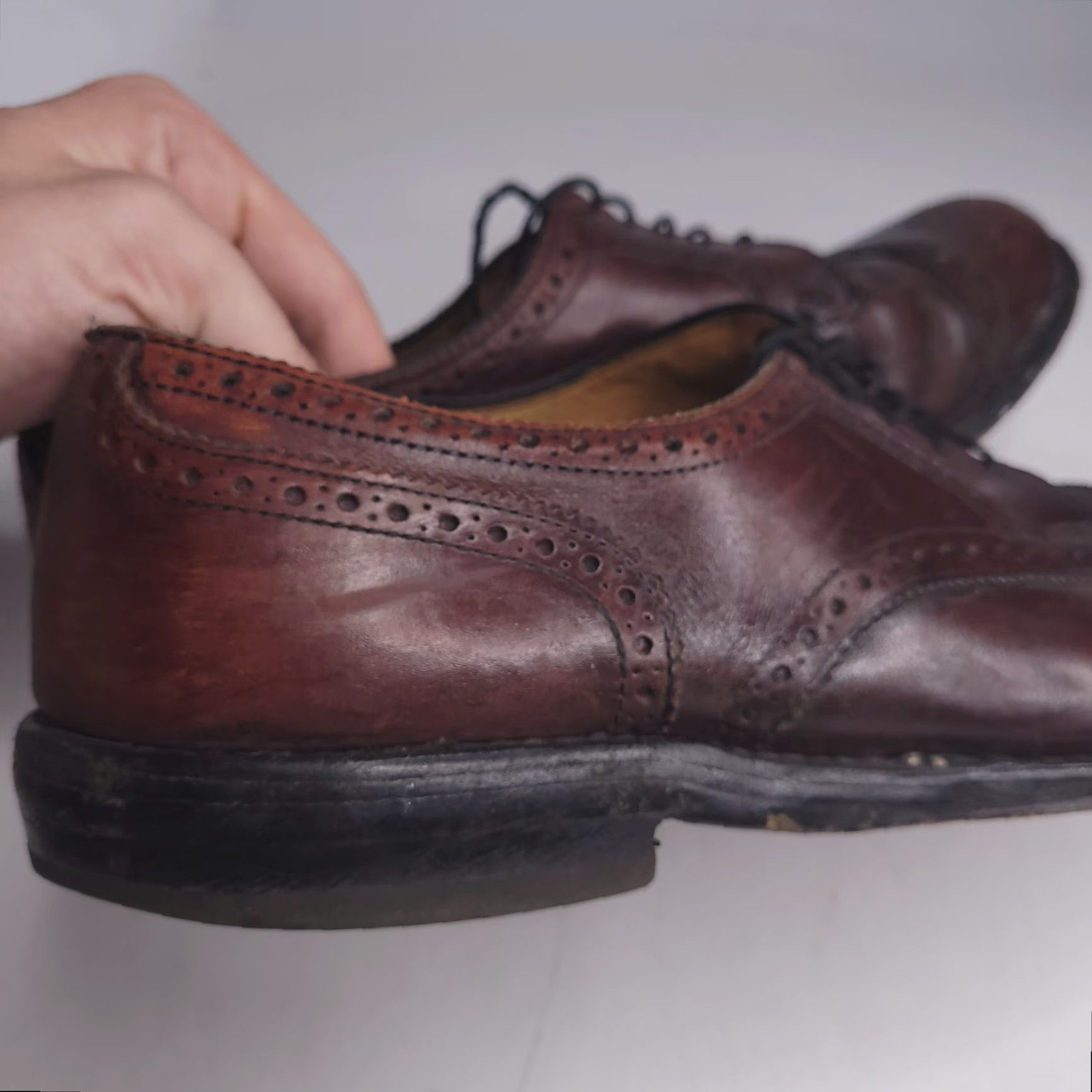 Allen Edmonds Allen Edmonds Dress Shoes Mens 9.5 Brown Lexington USA Leather Wingtip Cap Oxford Shoes Size ONE SIZE - 2 Thumbnail
