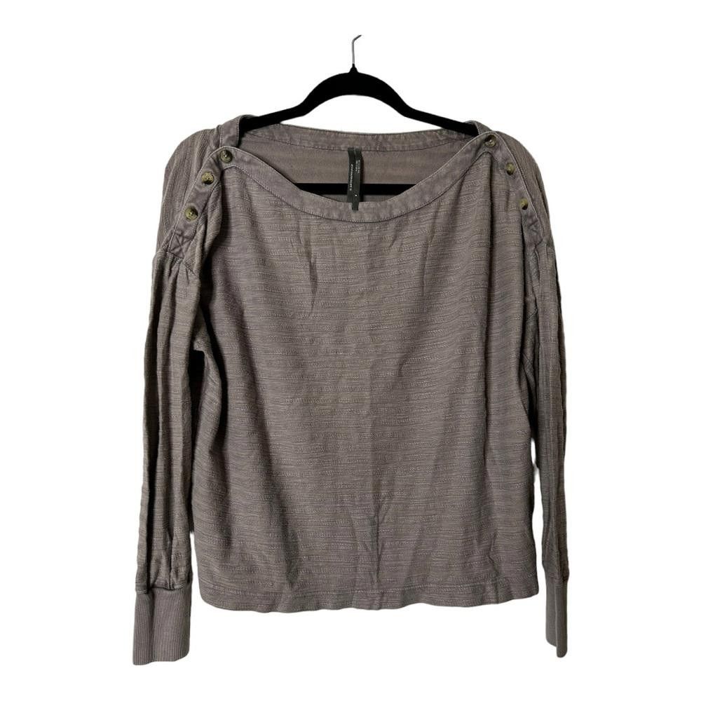Designer Anthropologie l Delilah Button Shoulder Top Small Size S / US 4 / IT 40 - 2 Thumbnail