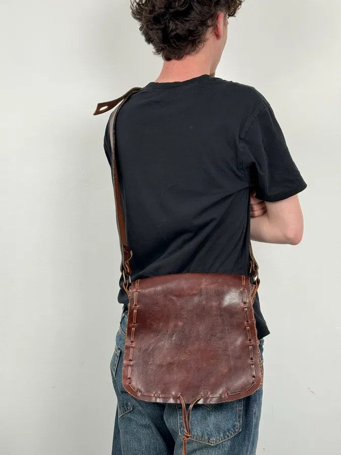 Dsquared2 2000s Dsquared2 Brown Leather Studded Crossbody Bag Size ONE SIZE - 1 Thumbnail
