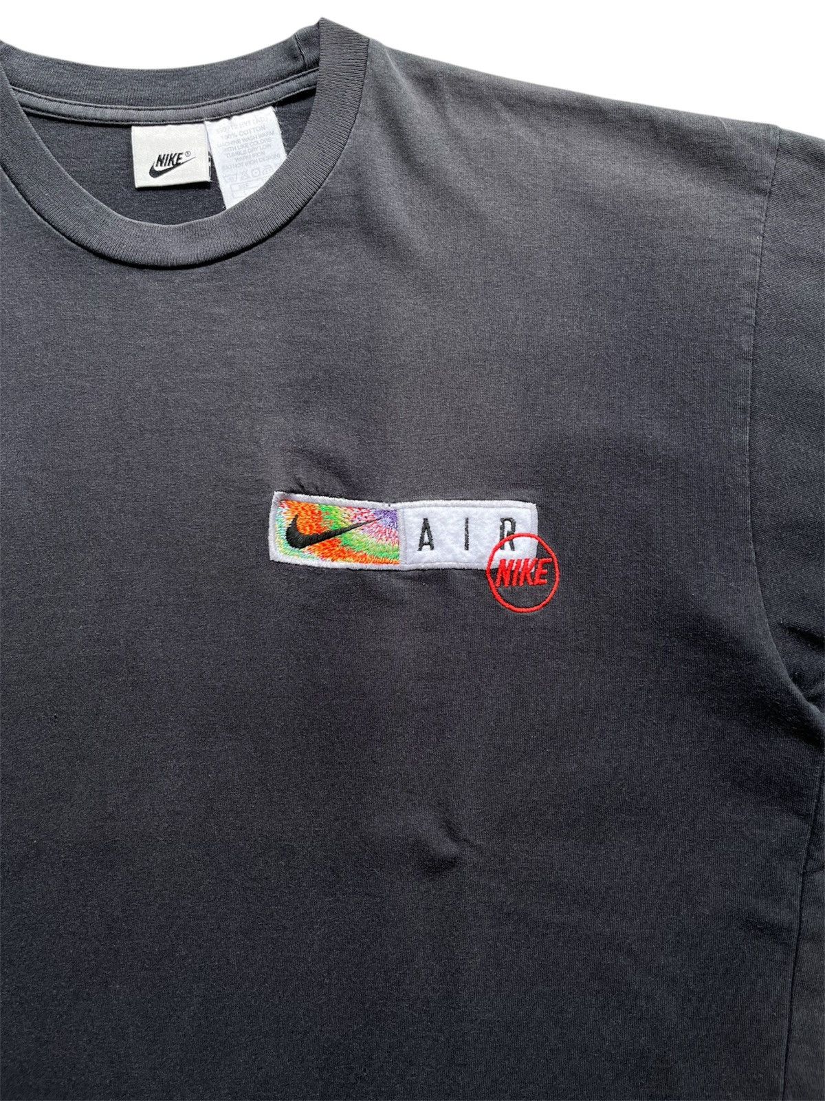 Nike ⚠️ SUN FADED⚠️ Vintage 90’s NIKE Embroidered Logo T-Shirt Size US L / EU 52-54 / 3 - 6 Thumbnail