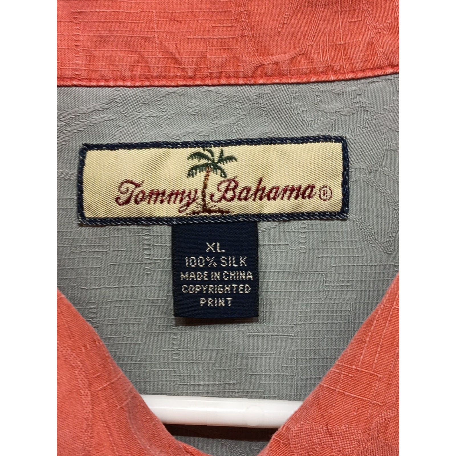 Tommy Bahama Tommy Bahama Shirt Men's XL Red Green Floral Palms Print Silk Button-Up Hawaiian Casual 100% Silk Size US XL / EU 56 / 4 - 3 Thumbnail