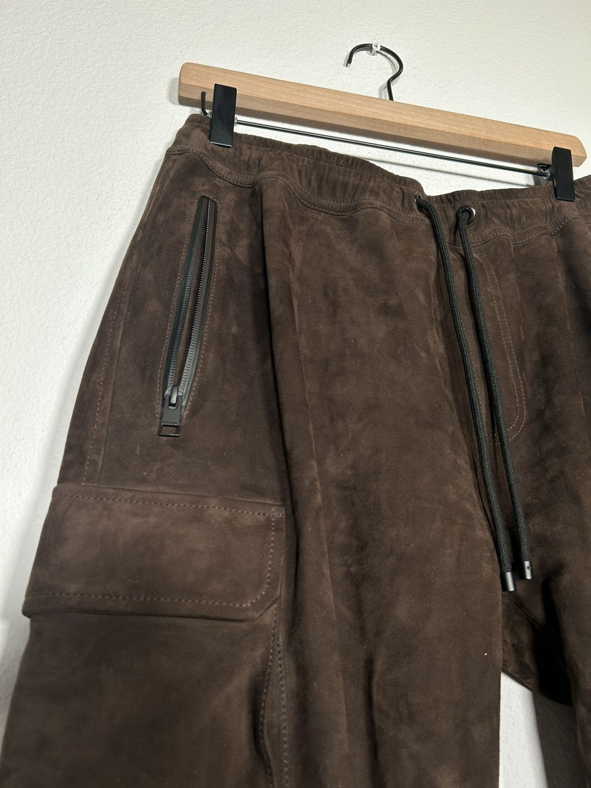 Frame MSRP: $995 Leather Suede Joggers Size US 30 / EU 46 - 3 Thumbnail