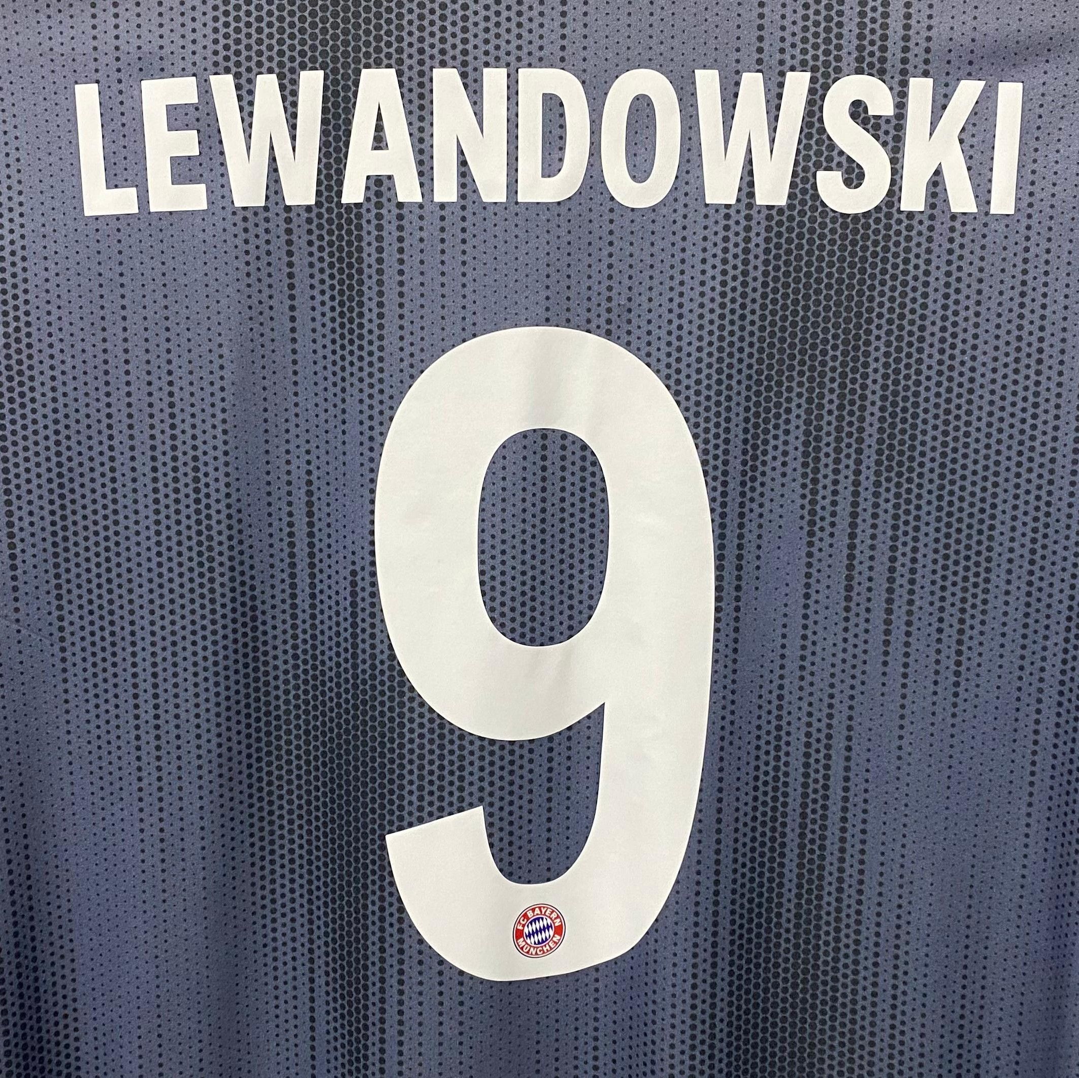 Adidas Bayern Munchen 2018-2019 Third Jersey Robert Lewandowski Size US M / EU 48-50 / 2 - 4 Thumbnail